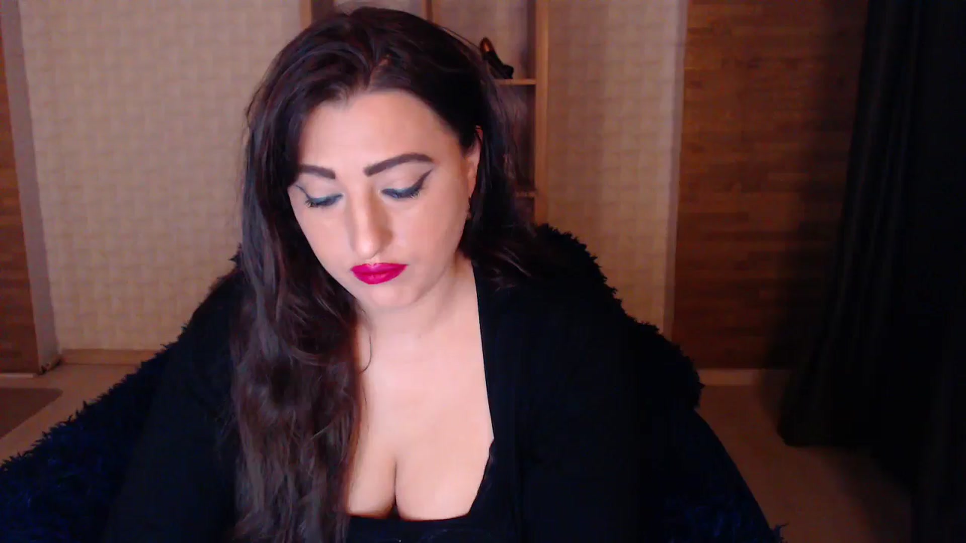 Gallery image thumbnail from HotRebbecca's myfreecams stream on, 04/27/2025, 03:03 image 3 of 20