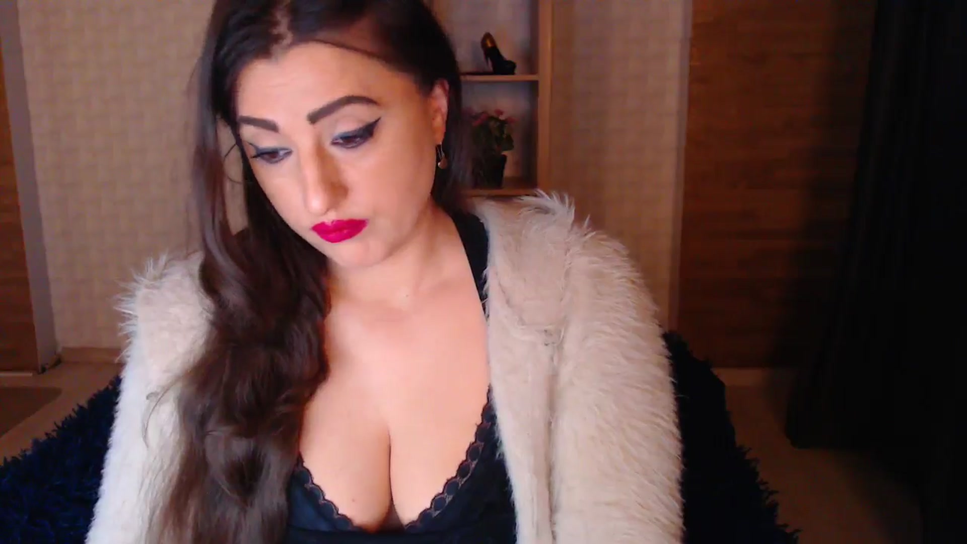 Gallery image thumbnail from HotRebbecca's myfreecams stream on, 04/29/2025, 24:52 image 10 of 20