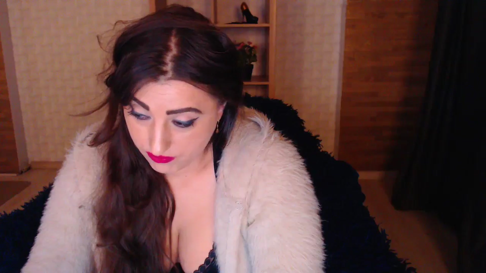 Gallery image thumbnail from HotRebbecca's myfreecams stream on, 04/29/2025, 24:52 image 18 of 20