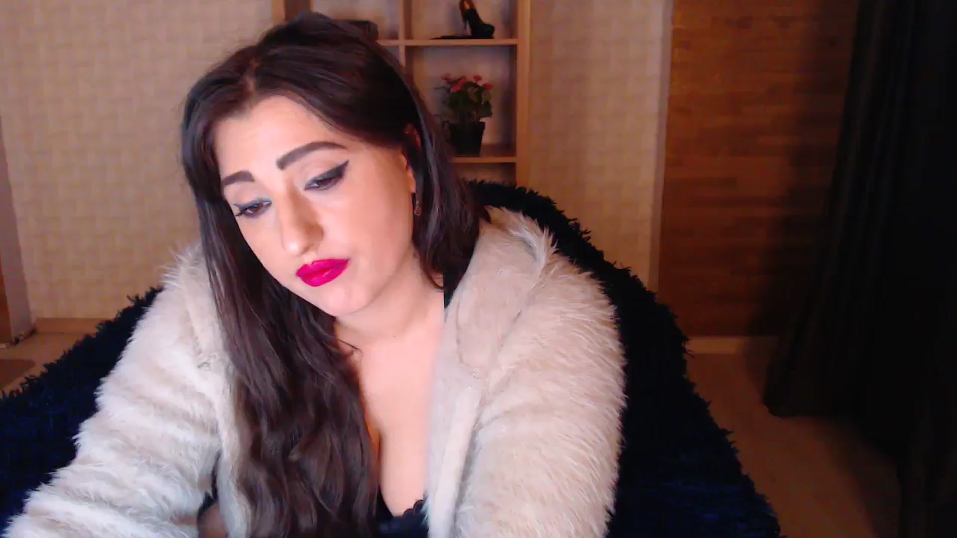 Gallery image thumbnail from HotRebbecca's myfreecams stream on, 04/29/2025, 01:33 image 15 of 20