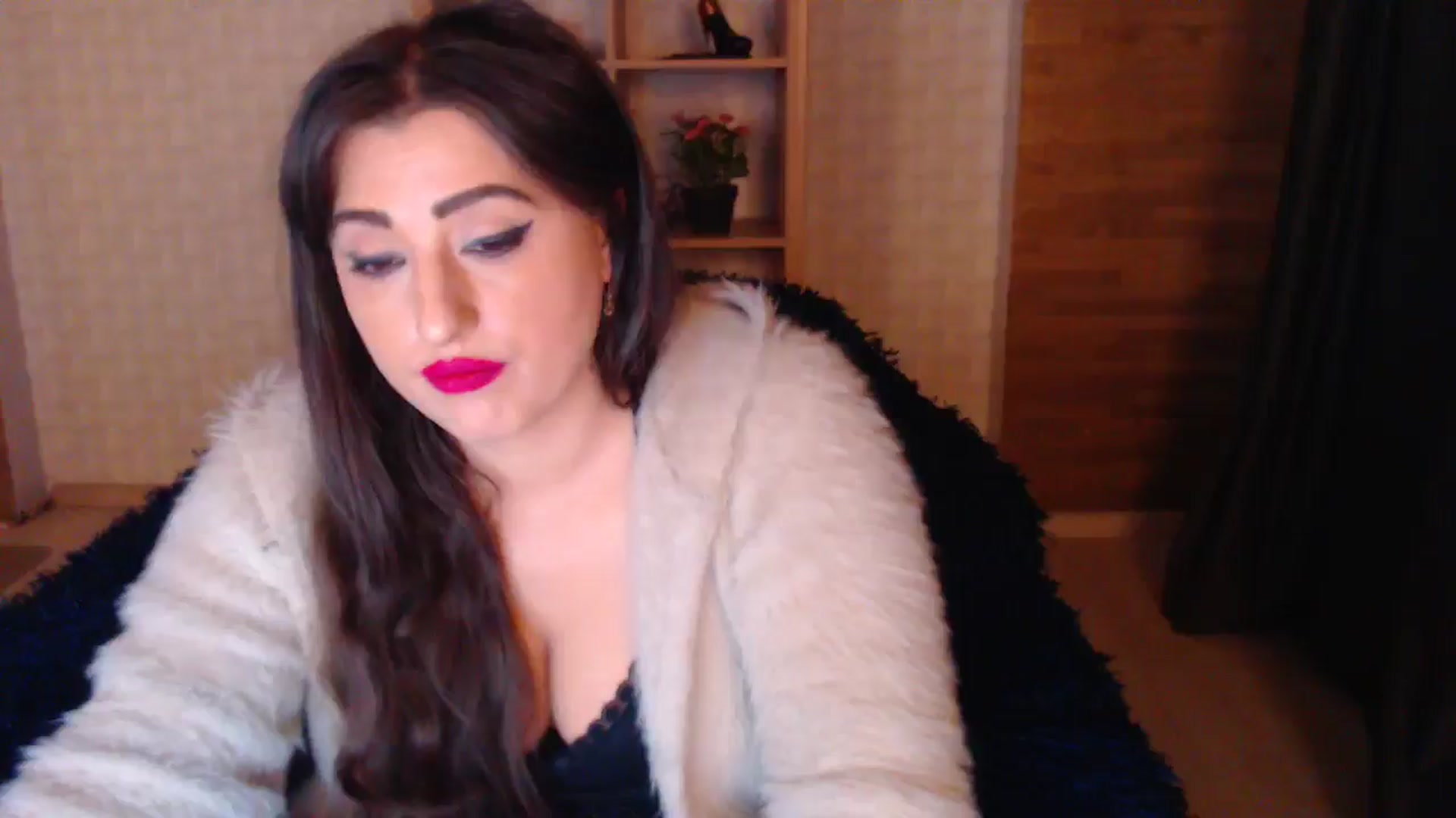 Gallery image thumbnail from HotRebbecca's myfreecams stream on, 04/29/2025, 01:33 image 17 of 20