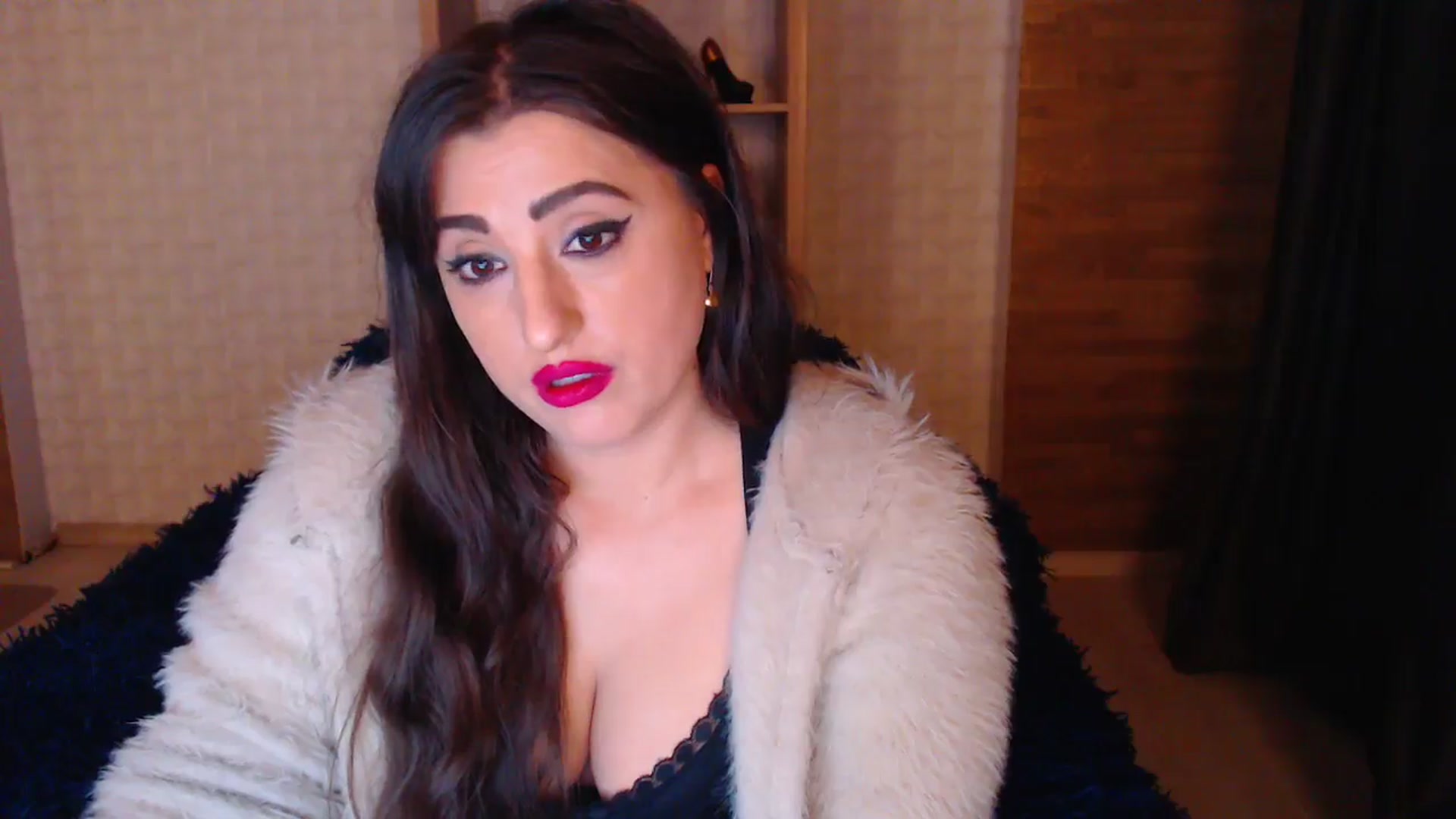 Gallery image thumbnail from HotRebbecca's myfreecams stream on, 04/29/2025, 01:33 image 3 of 20