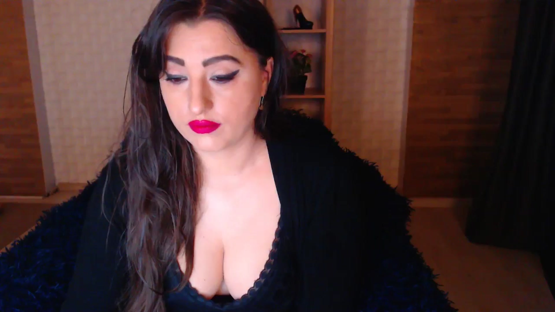 Gallery image thumbnail from HotRebbecca's myfreecams stream on, 05/01/2025, 22:48 image 5 of 20