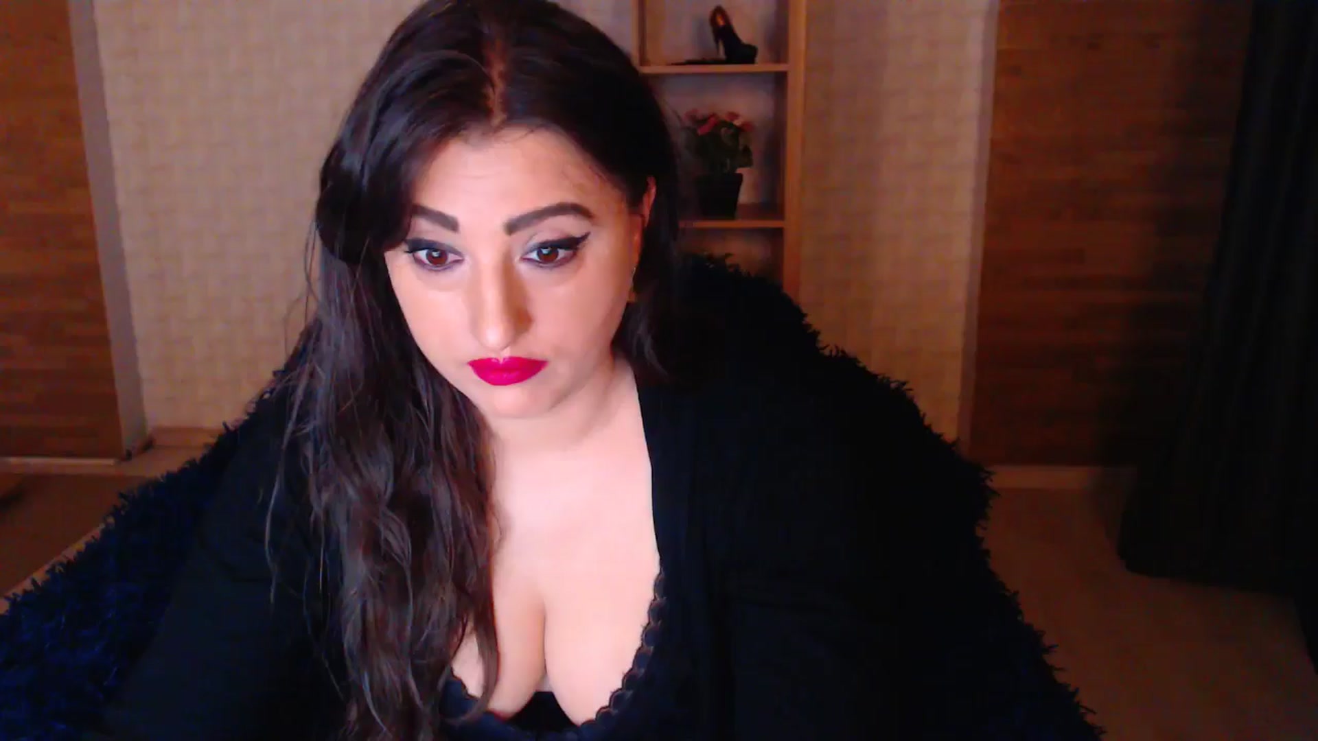 Gallery image thumbnail from HotRebbecca's myfreecams stream on, 05/01/2025, 22:48 image 6 of 20