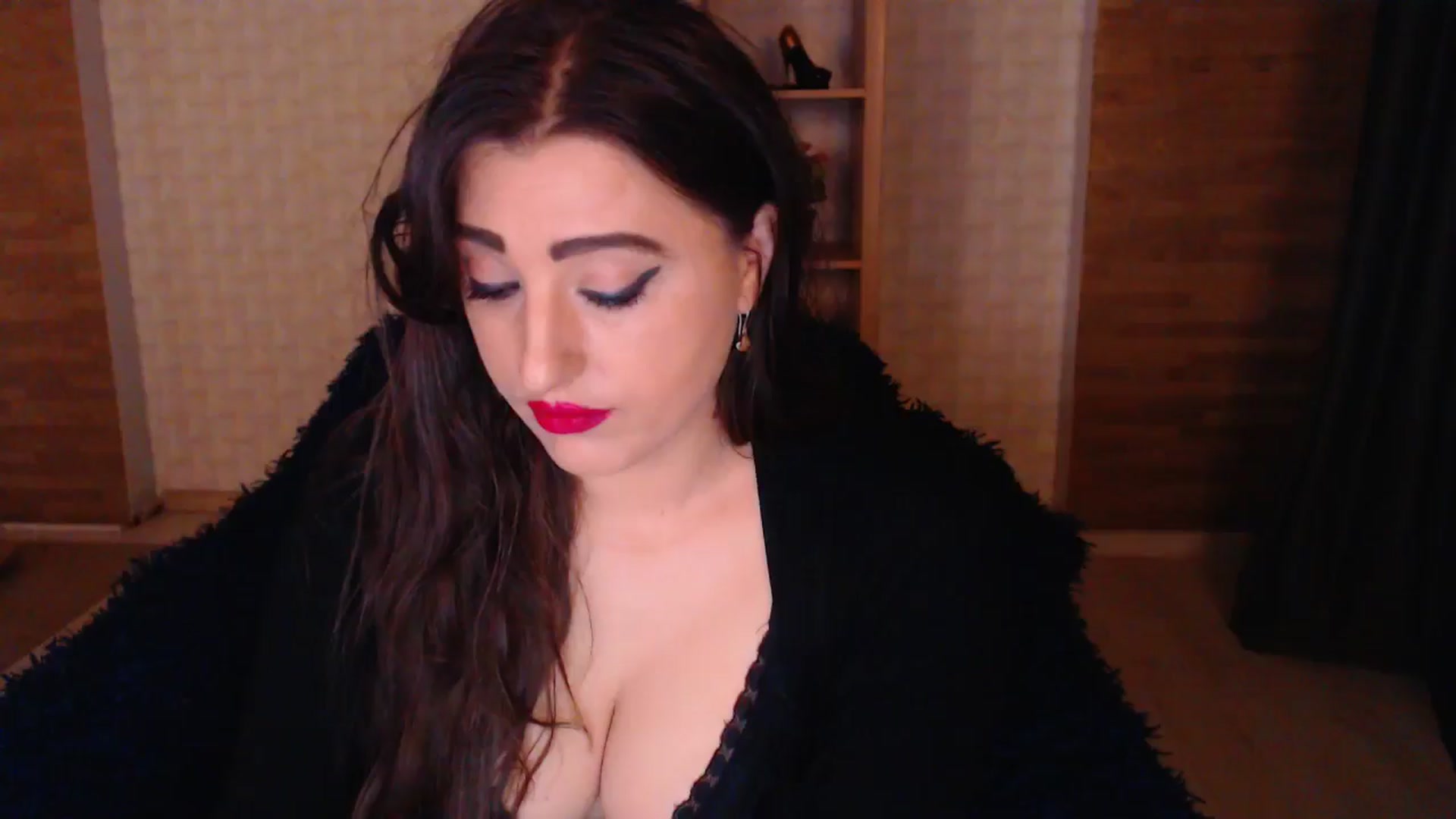 Gallery image thumbnail from HotRebbecca's myfreecams stream on, 05/01/2025, 22:48 image 9 of 20