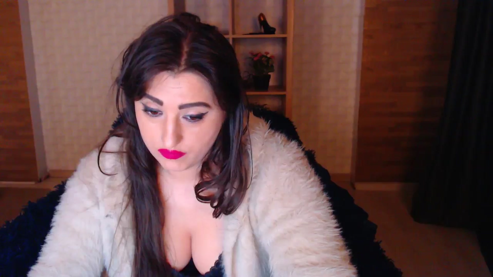 Gallery image thumbnail from HotRebbecca's myfreecams stream on, 05/02/2025, 01:16 image 7 of 20
