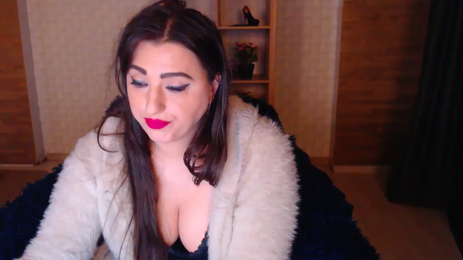 Gallery image thumbnail from HotRebbecca's myfreecams stream on, 05/02/2025, 01:16 image 6 of 20