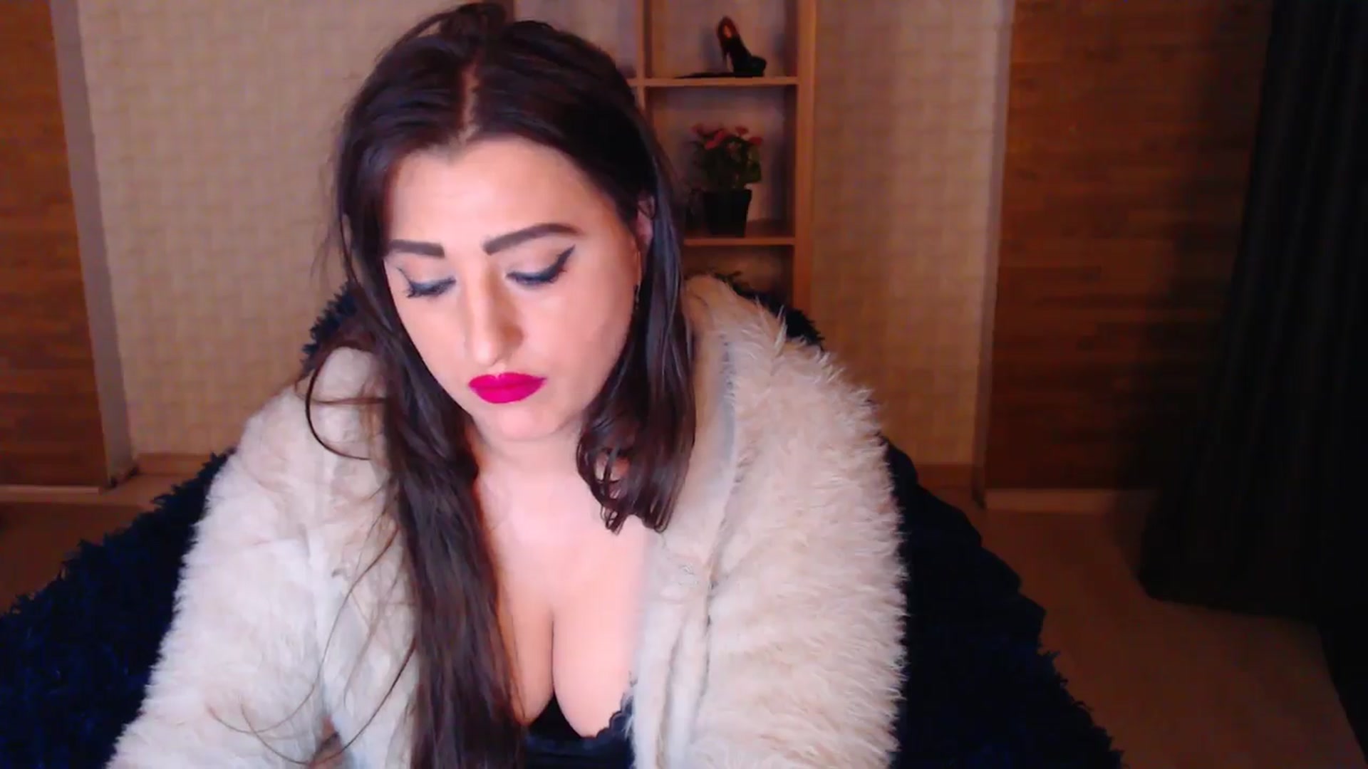 Gallery image thumbnail from HotRebbecca's myfreecams stream on, 05/02/2025, 01:16 image 5 of 20