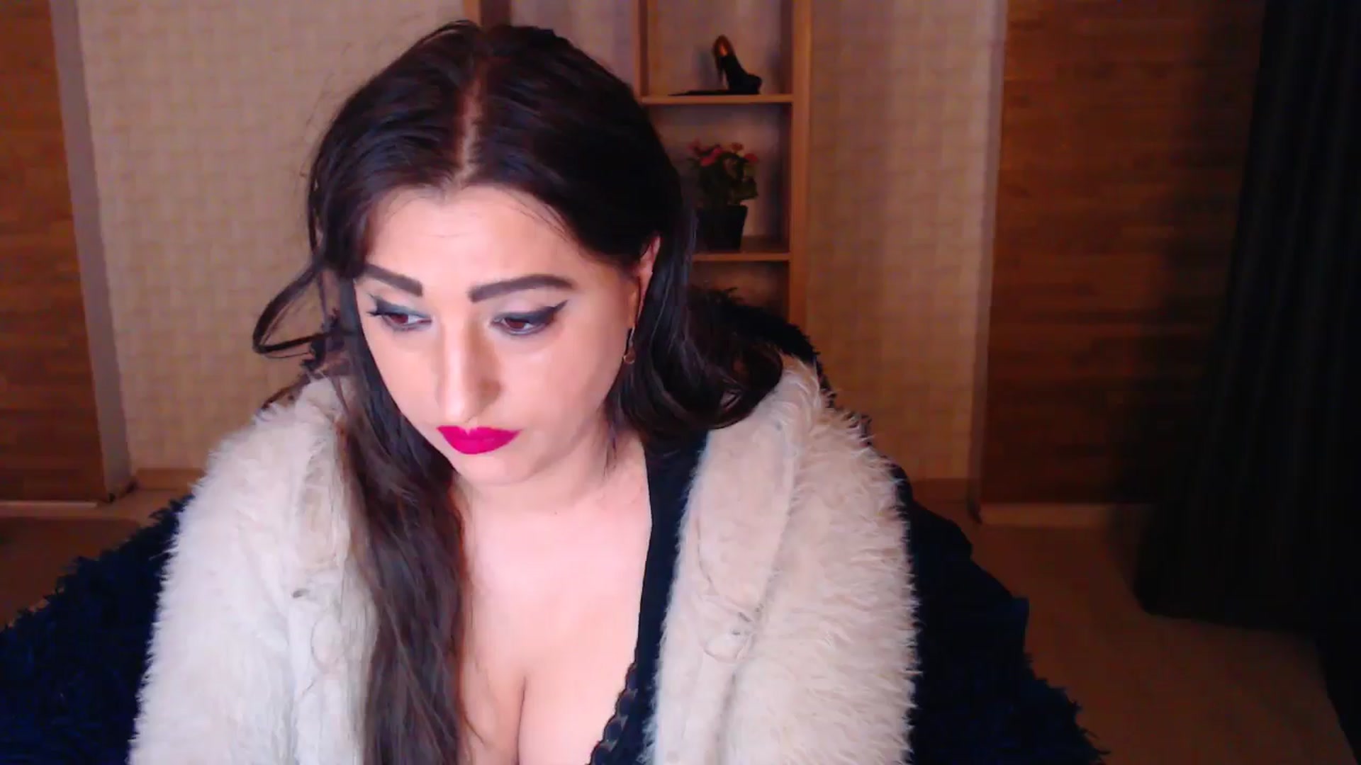 Gallery image thumbnail from HotRebbecca's myfreecams stream on, 05/02/2025, 01:16 image 18 of 20