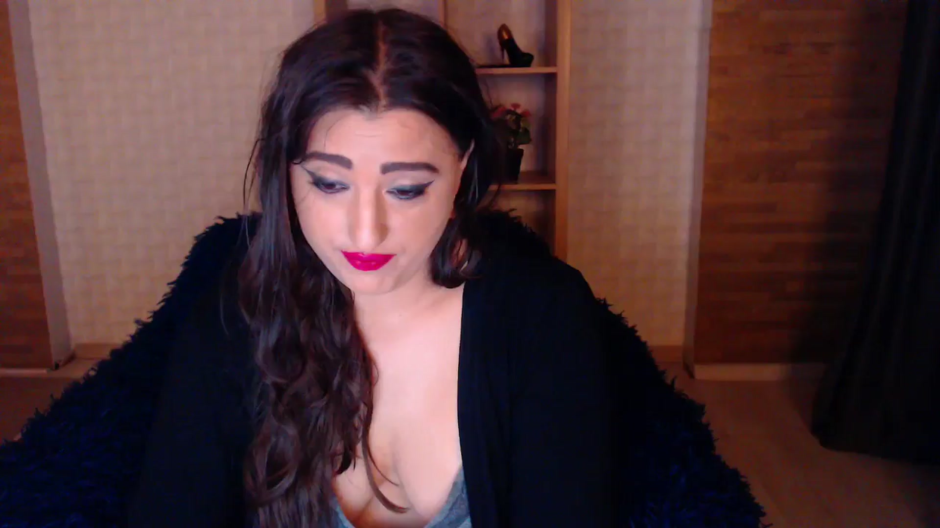 Gallery image thumbnail from HotRebbecca's myfreecams stream on, 05/04/2025, 02:30 image 17 of 20