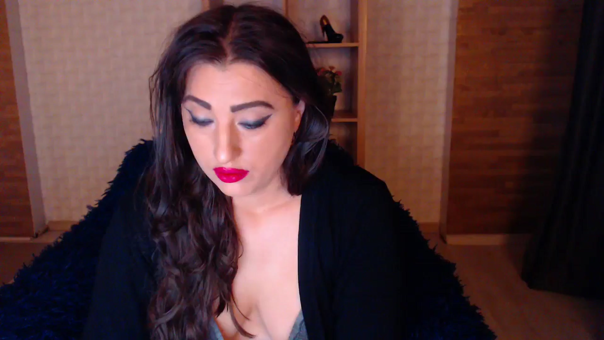 Gallery image thumbnail from HotRebbecca's myfreecams stream on, 05/04/2025, 02:30 image 1 of 20