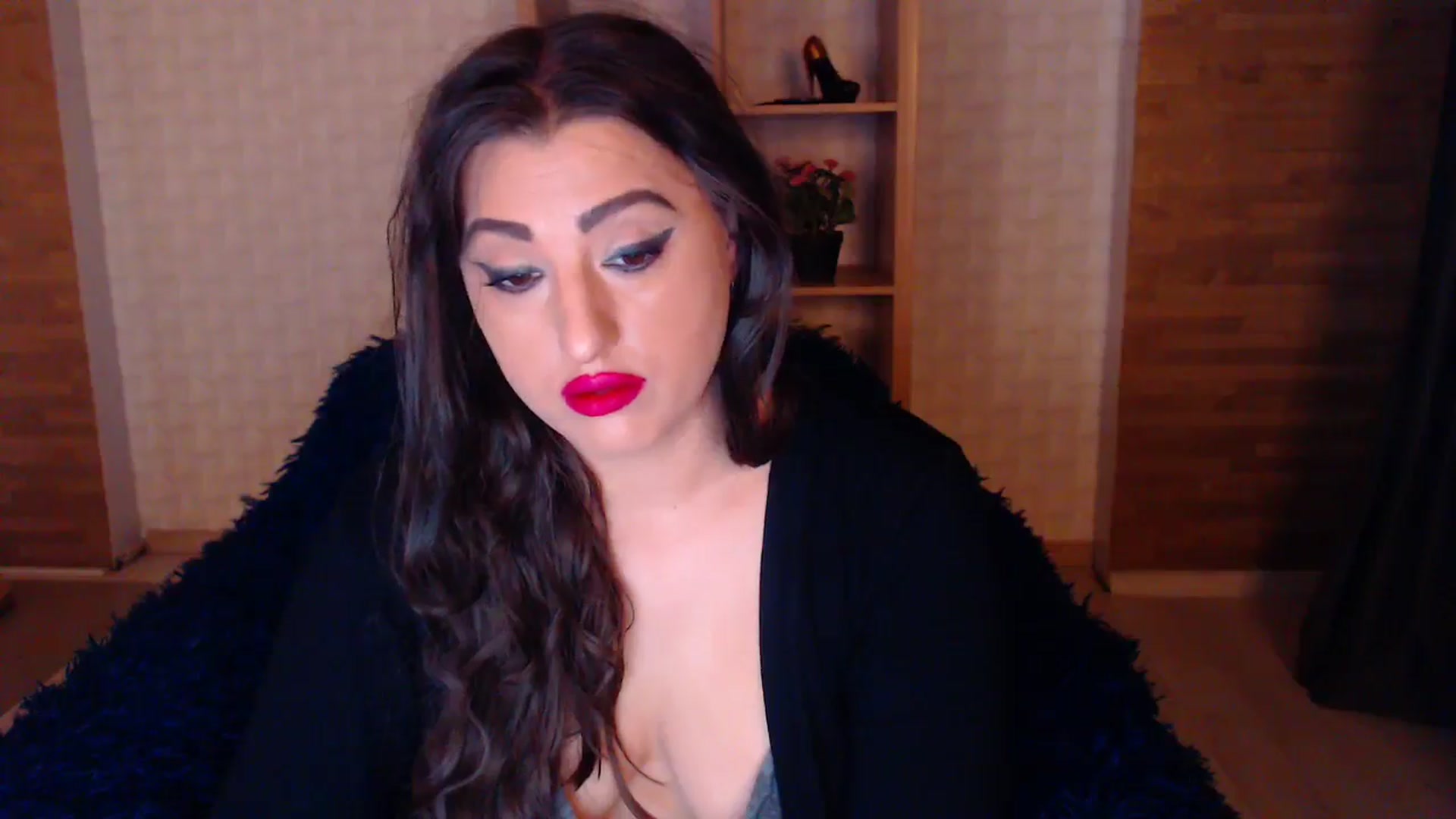 Gallery image thumbnail from HotRebbecca's myfreecams stream on, 05/04/2025, 02:30 image 10 of 20