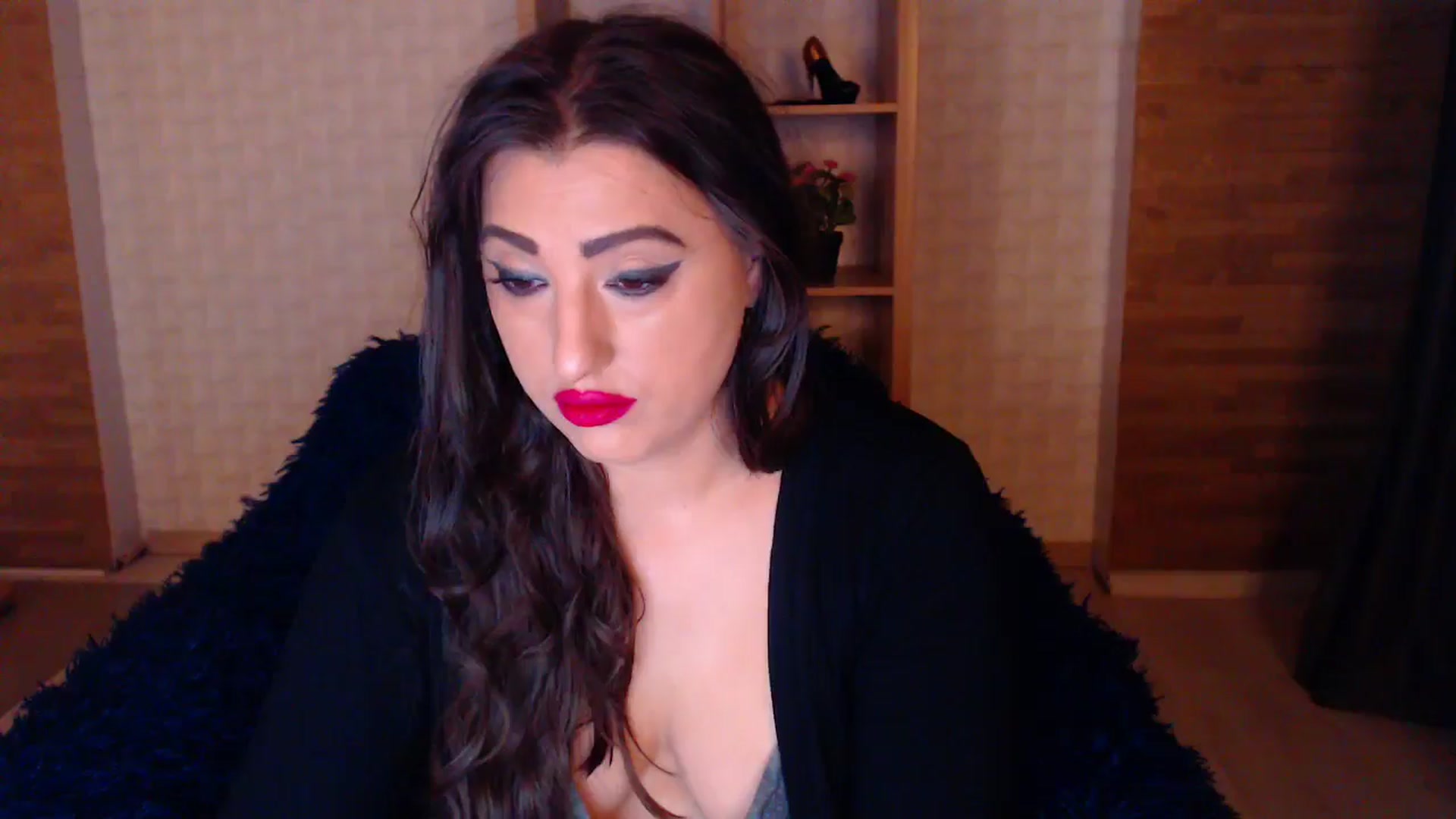 Gallery image thumbnail from HotRebbecca's myfreecams stream on, 05/04/2025, 02:30 image 7 of 20