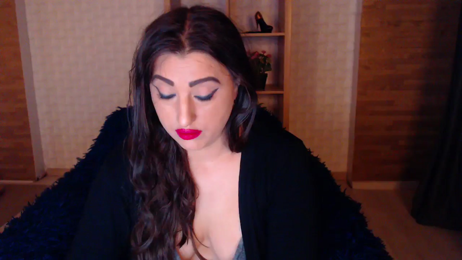 Gallery image thumbnail from HotRebbecca's myfreecams stream on, 05/04/2025, 02:30 image 8 of 20