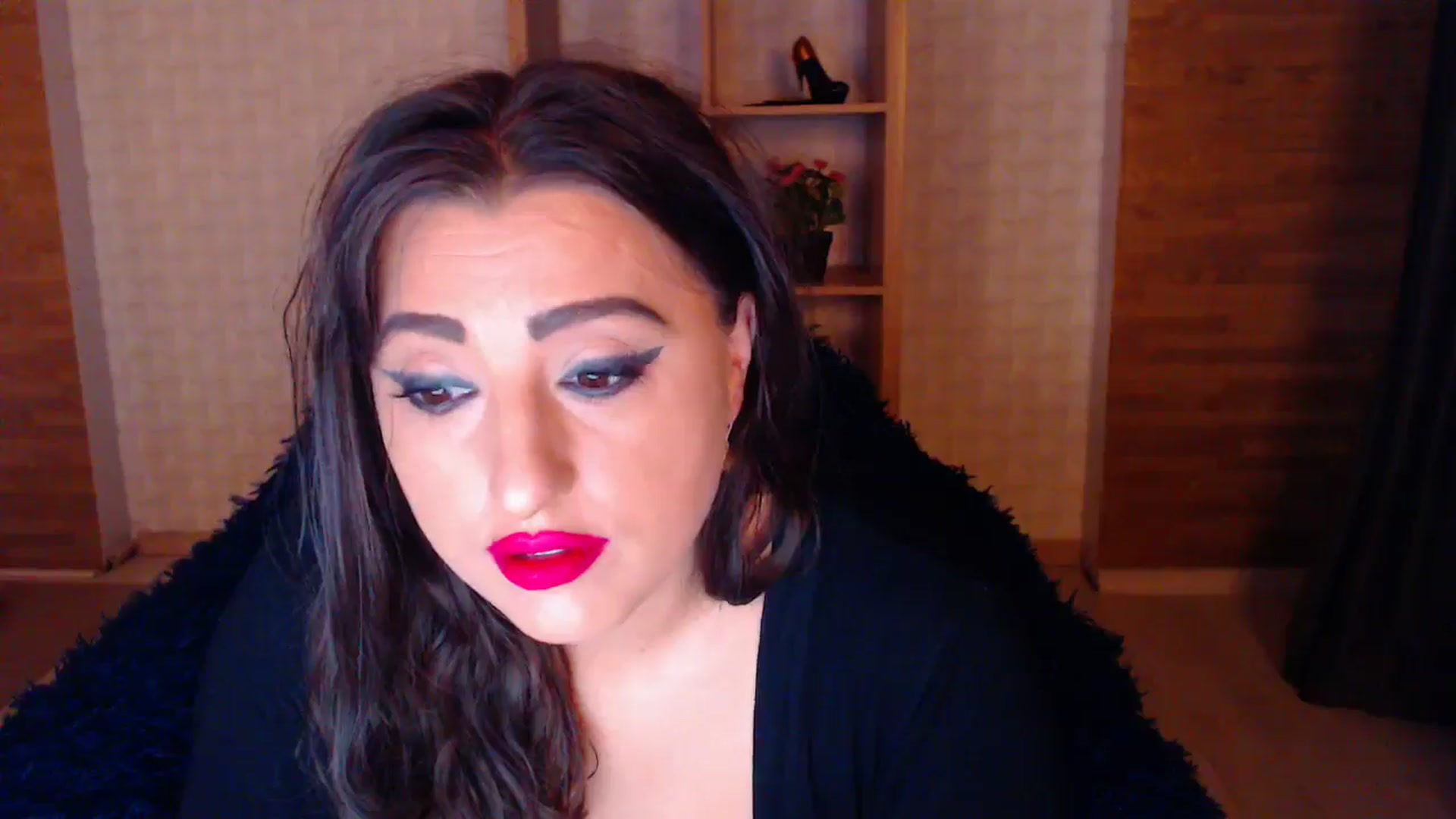 Gallery image thumbnail from HotRebbecca's myfreecams stream on, 05/04/2025, 02:30 image 15 of 20