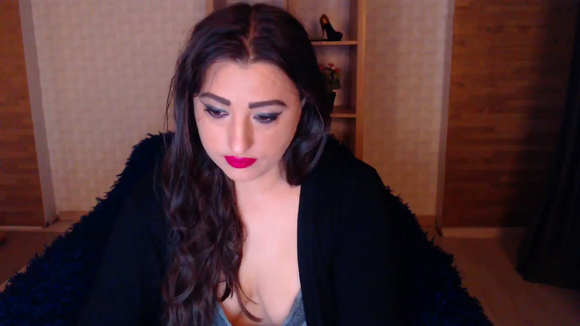Gallery image thumbnail from HotRebbecca's myfreecams stream on, 05/04/2025, 02:30 image 5 of 20