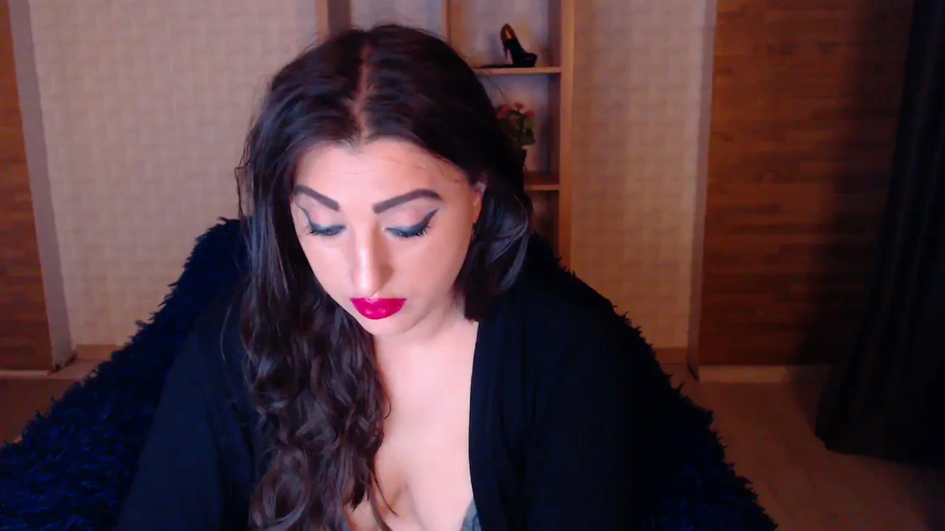 Gallery image thumbnail from HotRebbecca's myfreecams stream on, 05/04/2025, 02:30 image 2 of 20
