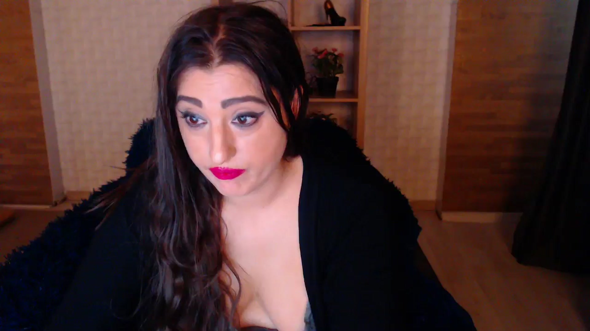 Gallery image thumbnail from HotRebbecca's myfreecams stream on, 05/04/2025, 04:39 image 2 of 20