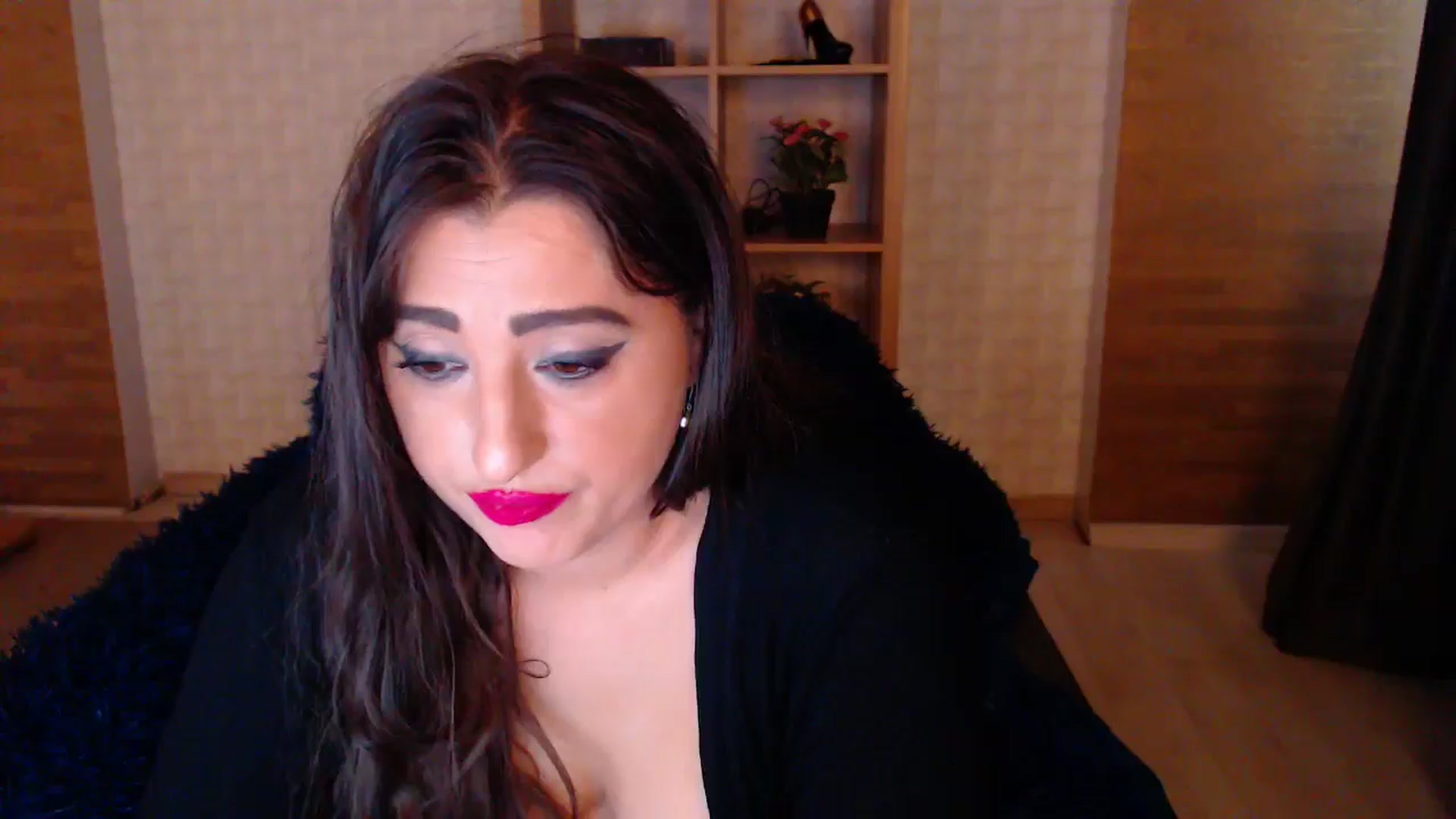 Gallery image thumbnail from HotRebbecca's myfreecams stream on, 05/04/2025, 04:39 image 16 of 20
