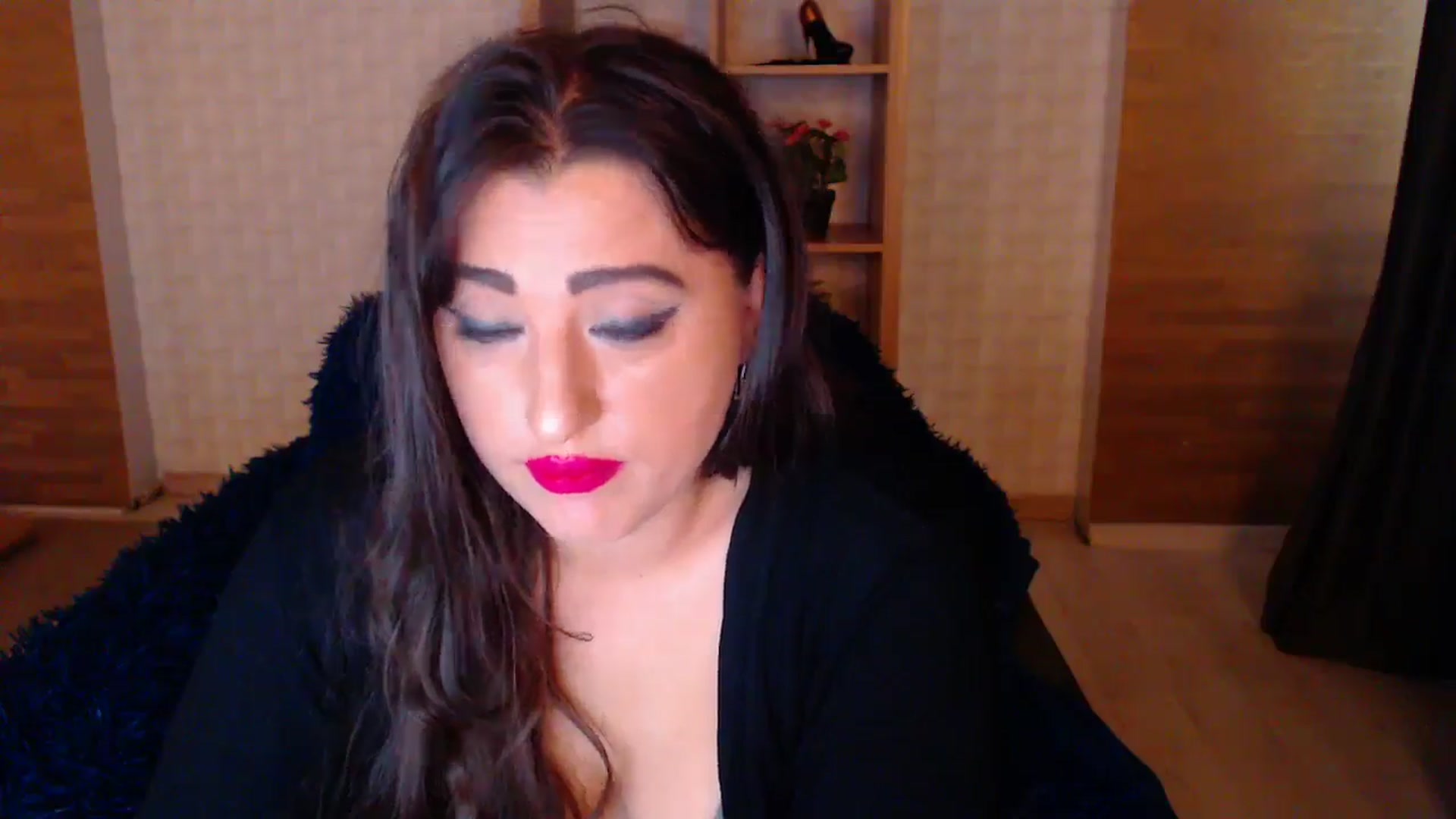 Gallery image thumbnail from HotRebbecca's myfreecams stream on, 05/04/2025, 04:39 image 14 of 20