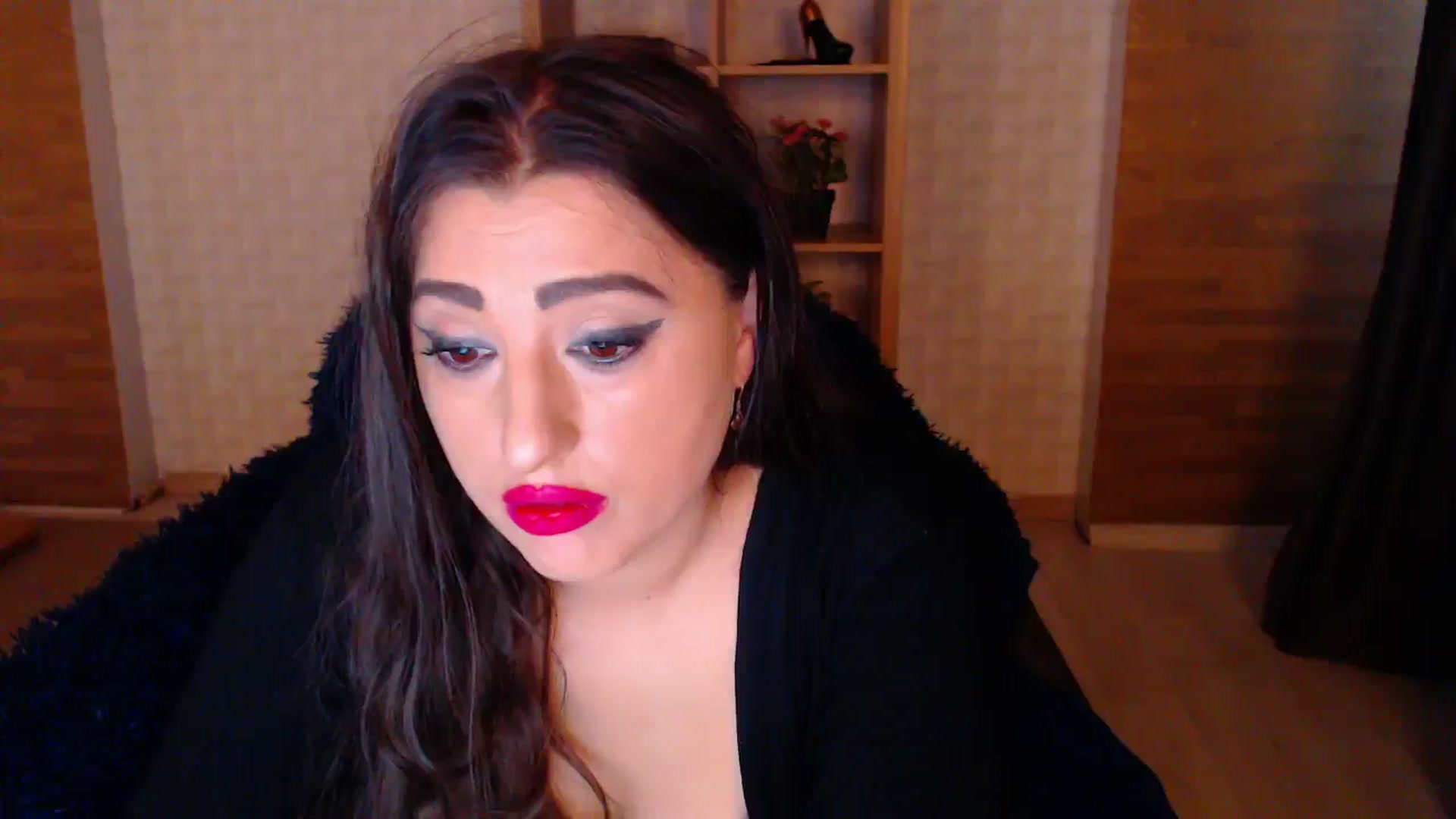 Gallery image thumbnail from HotRebbecca's myfreecams stream on, 05/04/2025, 04:39 image 8 of 20