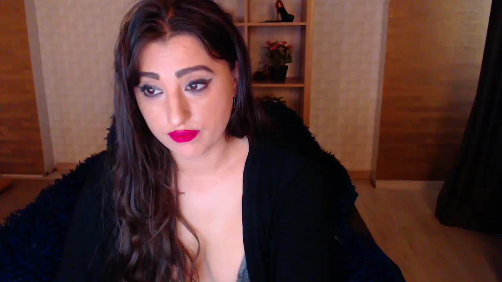 Gallery image thumbnail from HotRebbecca's myfreecams stream on, 05/04/2025, 04:39 image 12 of 20