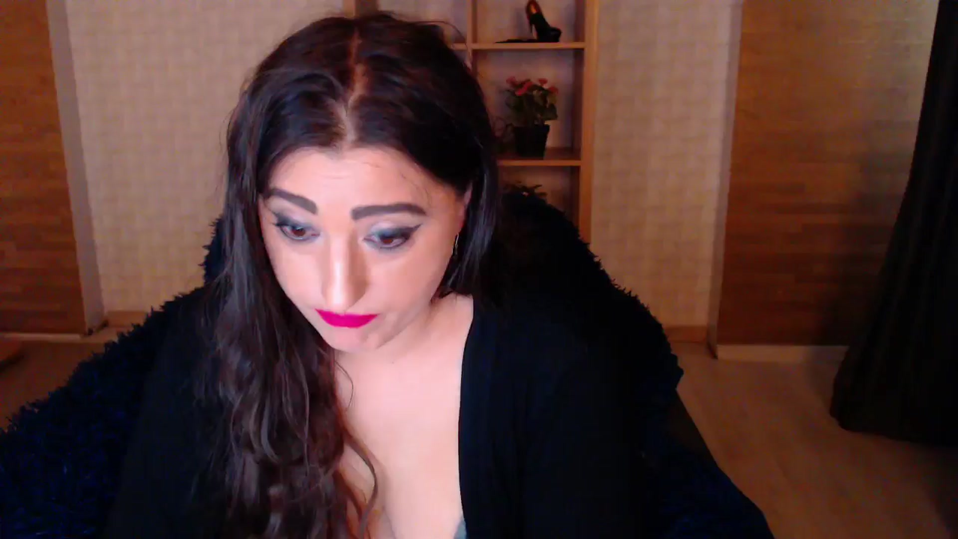 Gallery image thumbnail from HotRebbecca's myfreecams stream on, 05/04/2025, 04:39 image 9 of 20