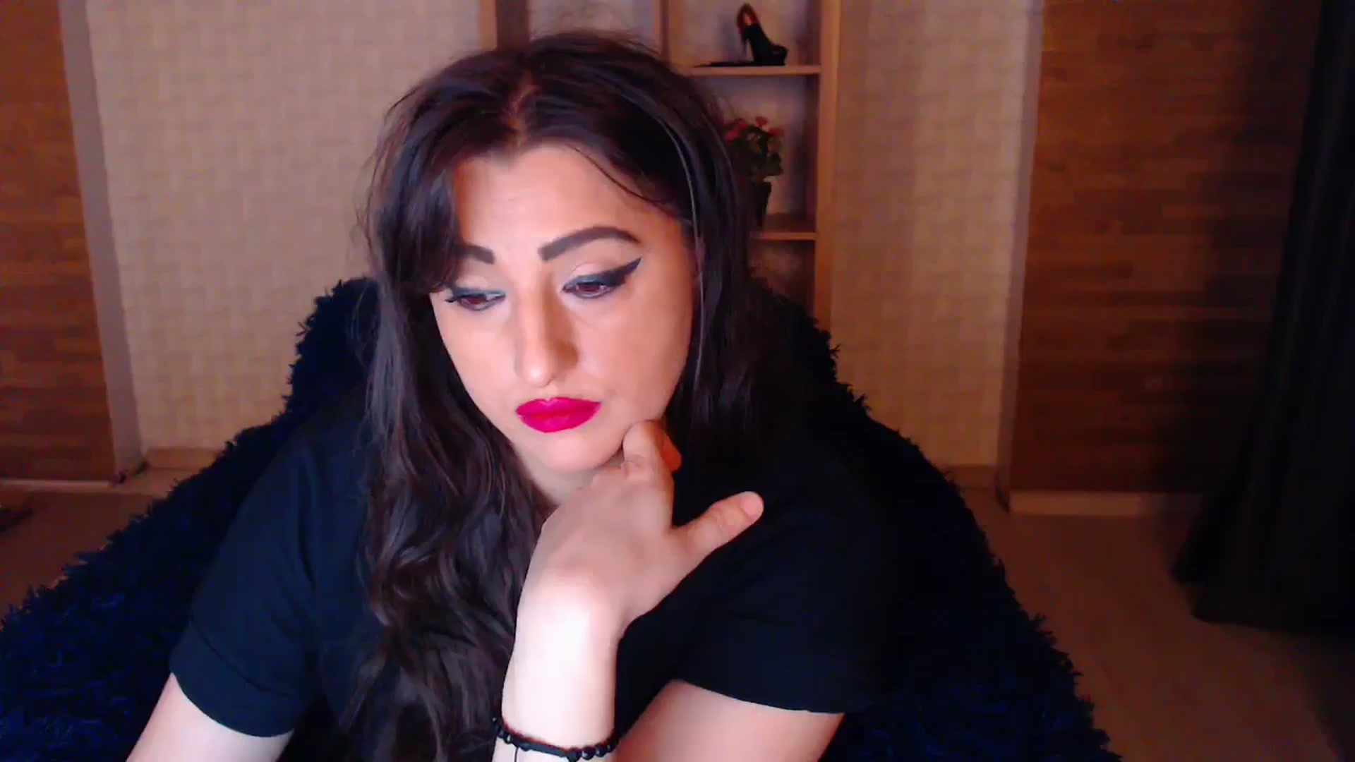 Gallery image thumbnail from HotRebbecca's myfreecams stream on, 05/04/2025, 23:46 image 4 of 20