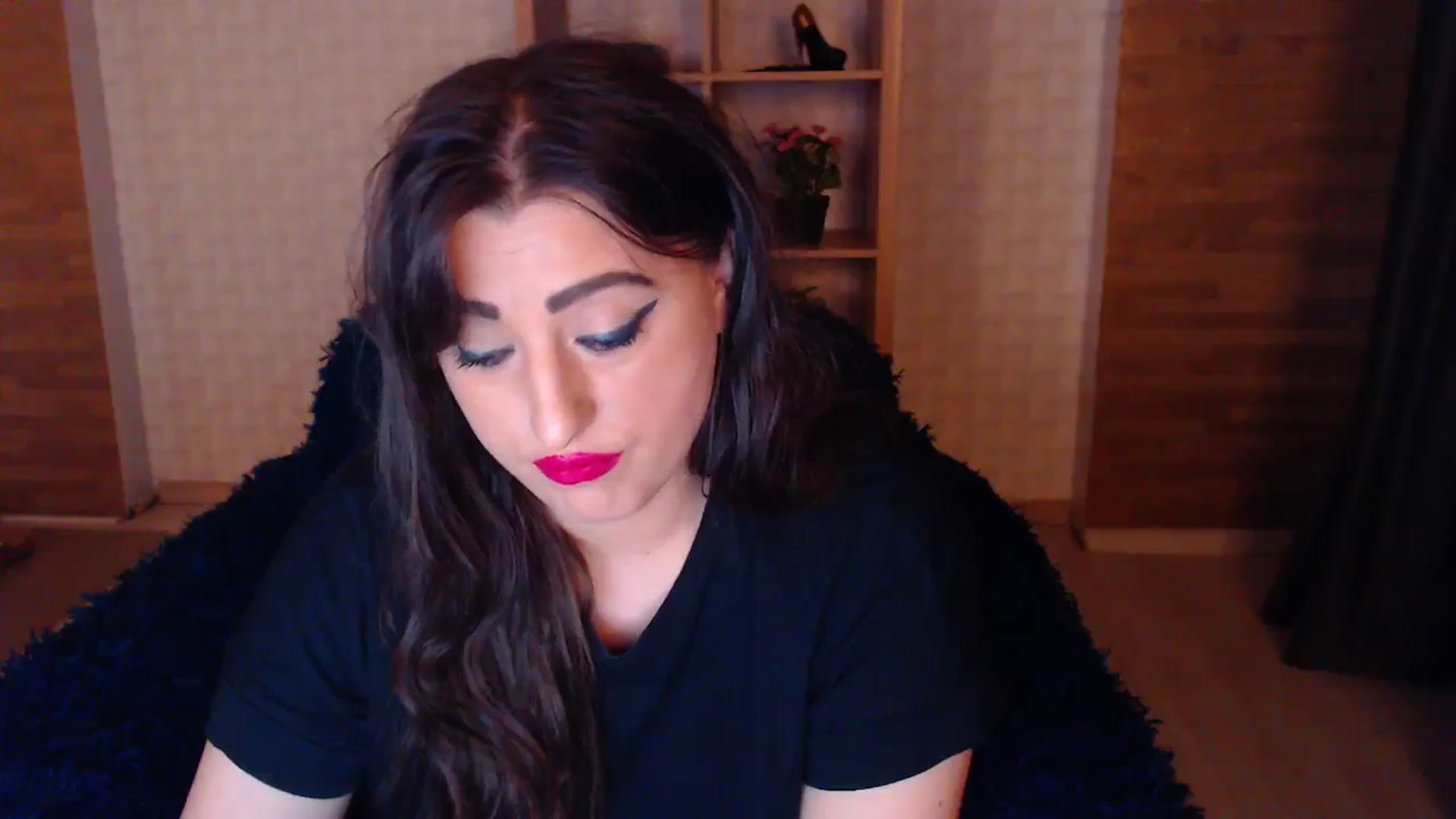 Gallery image thumbnail from HotRebbecca's myfreecams stream on, 05/04/2025, 23:46 image 12 of 20