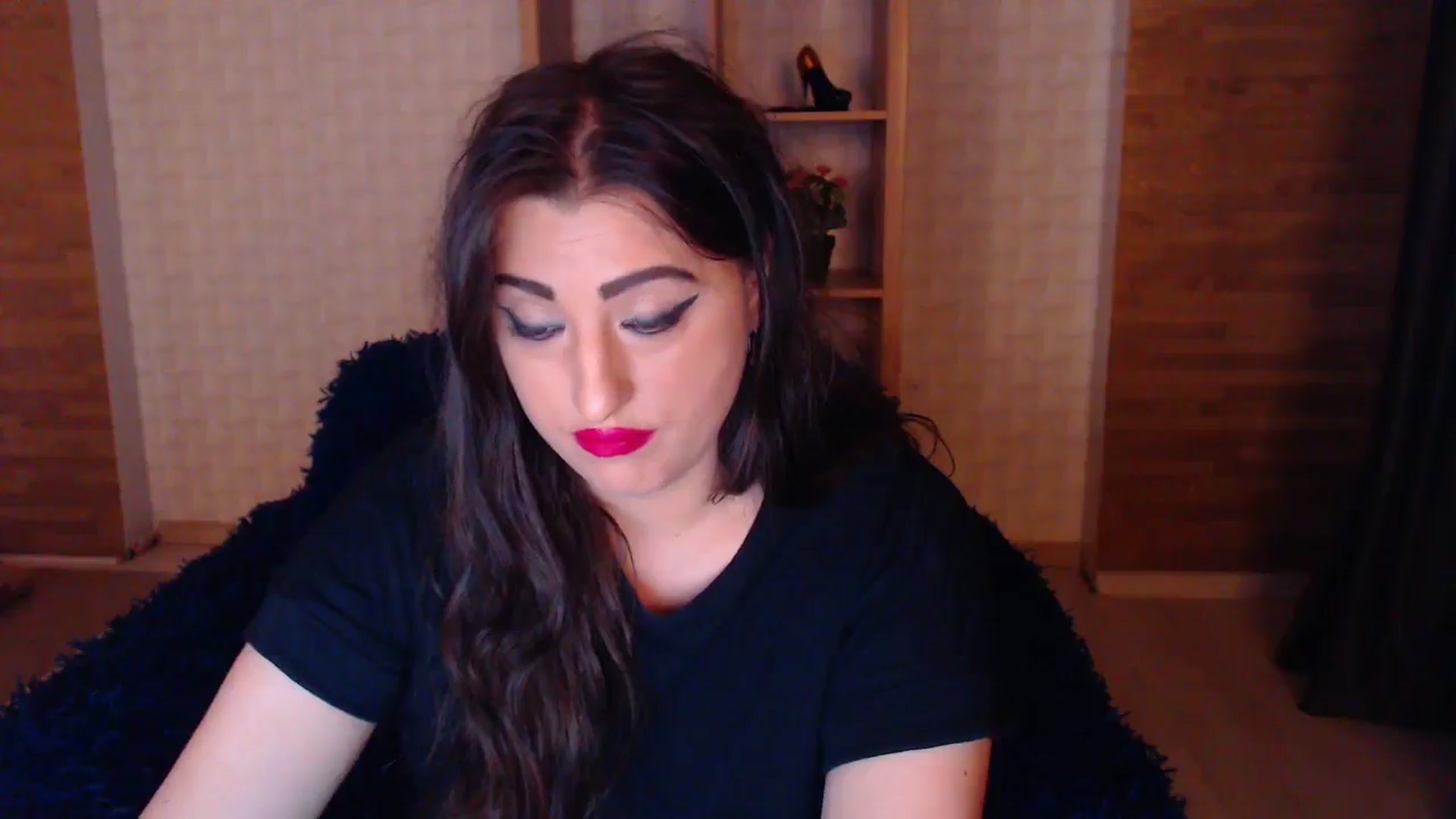 Gallery image thumbnail from HotRebbecca's myfreecams stream on, 05/04/2025, 23:46 image 19 of 20