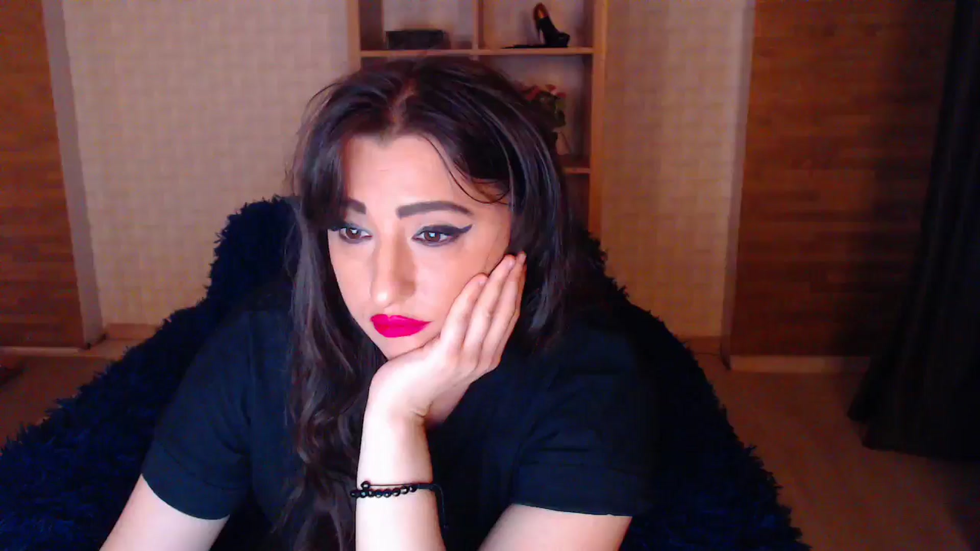 Gallery image thumbnail from HotRebbecca's myfreecams stream on, 05/04/2025, 23:46 image 6 of 20