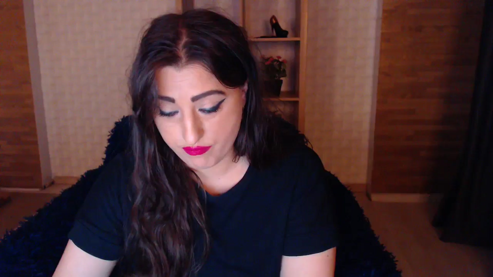 Gallery image thumbnail from HotRebbecca's myfreecams stream on, 05/04/2025, 23:46 image 15 of 20