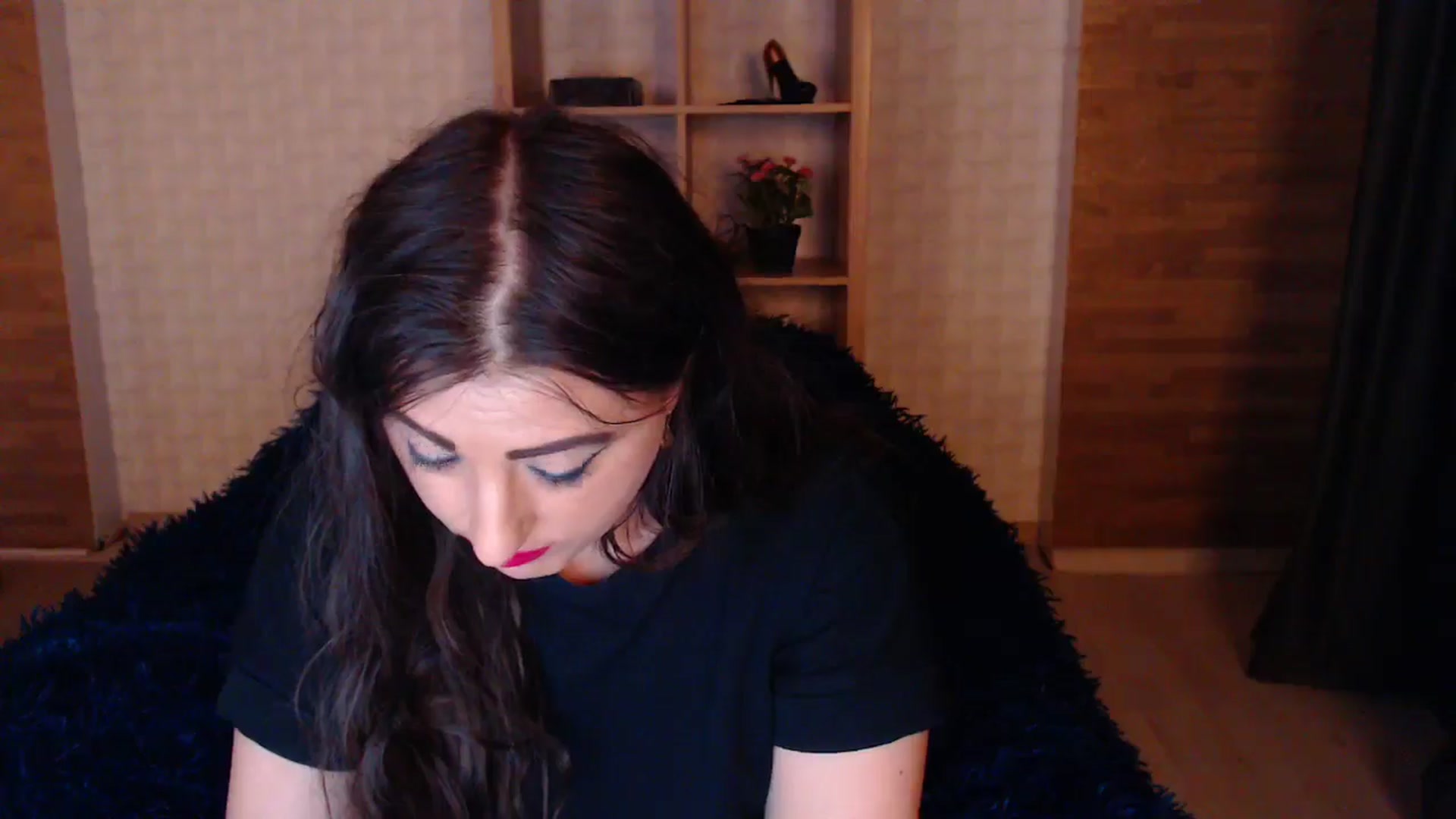 Gallery image thumbnail from HotRebbecca's myfreecams stream on, 05/05/2025, 03:33 image 11 of 20