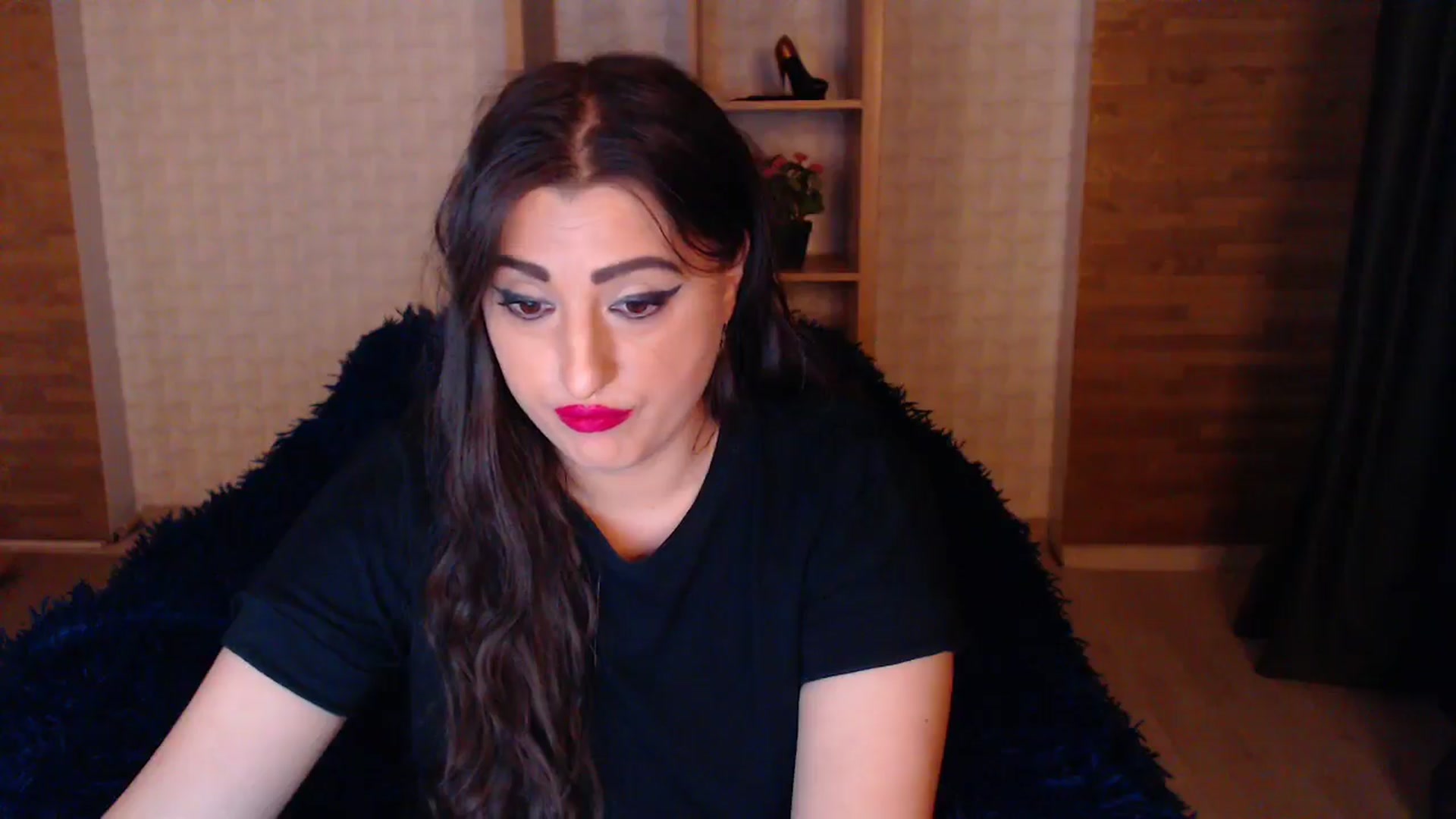 Gallery image thumbnail from HotRebbecca's myfreecams stream on, 05/05/2025, 03:33 image 7 of 20