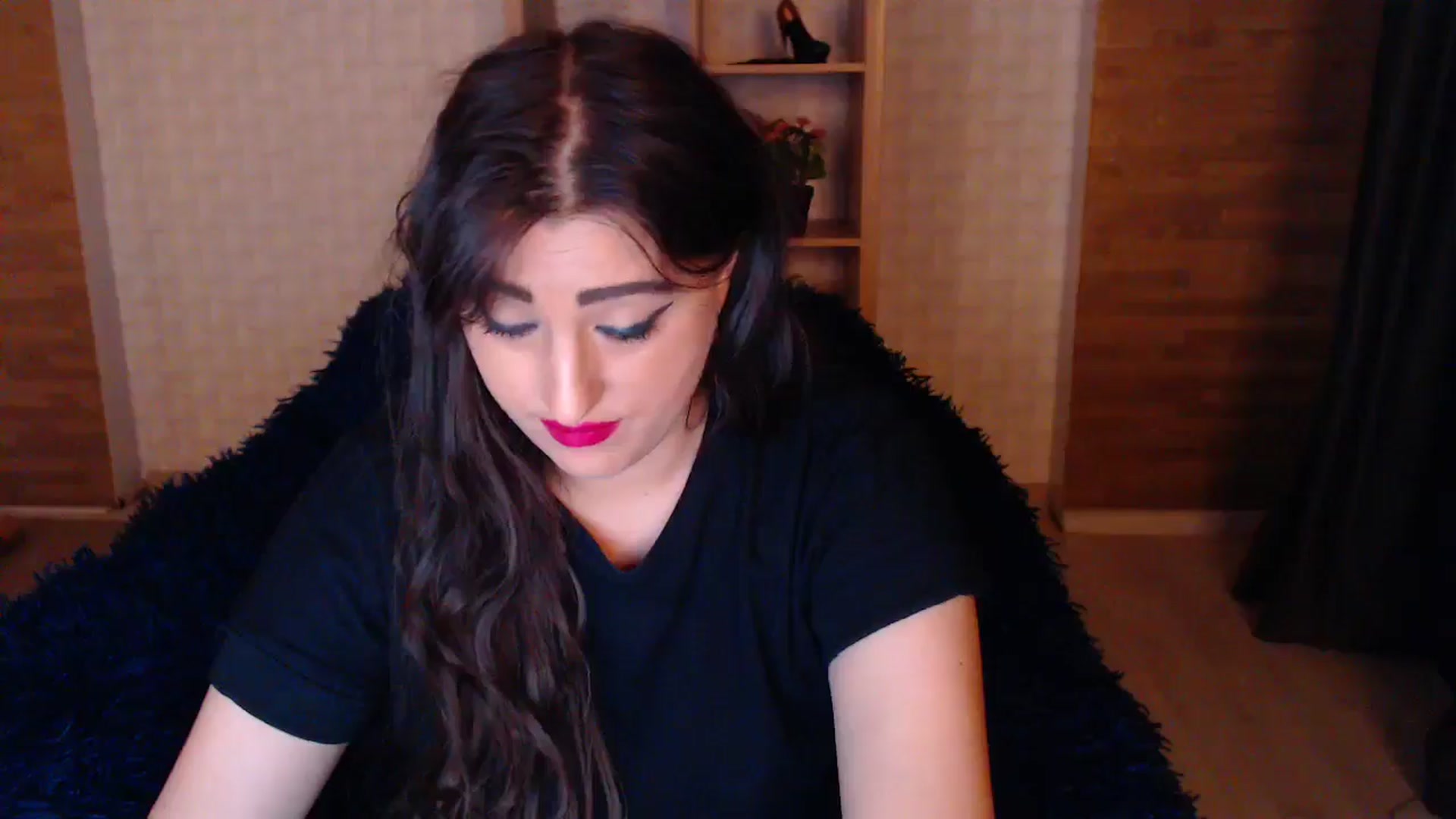 Gallery image thumbnail from HotRebbecca's myfreecams stream on, 05/05/2025, 03:33 image 3 of 20