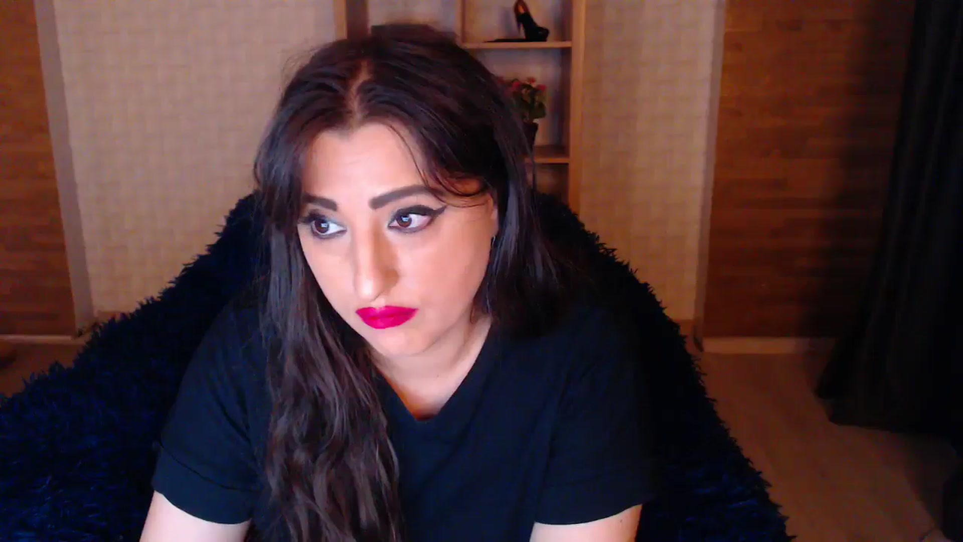 Gallery image thumbnail from HotRebbecca's myfreecams stream on, 05/05/2025, 03:33 image 5 of 20