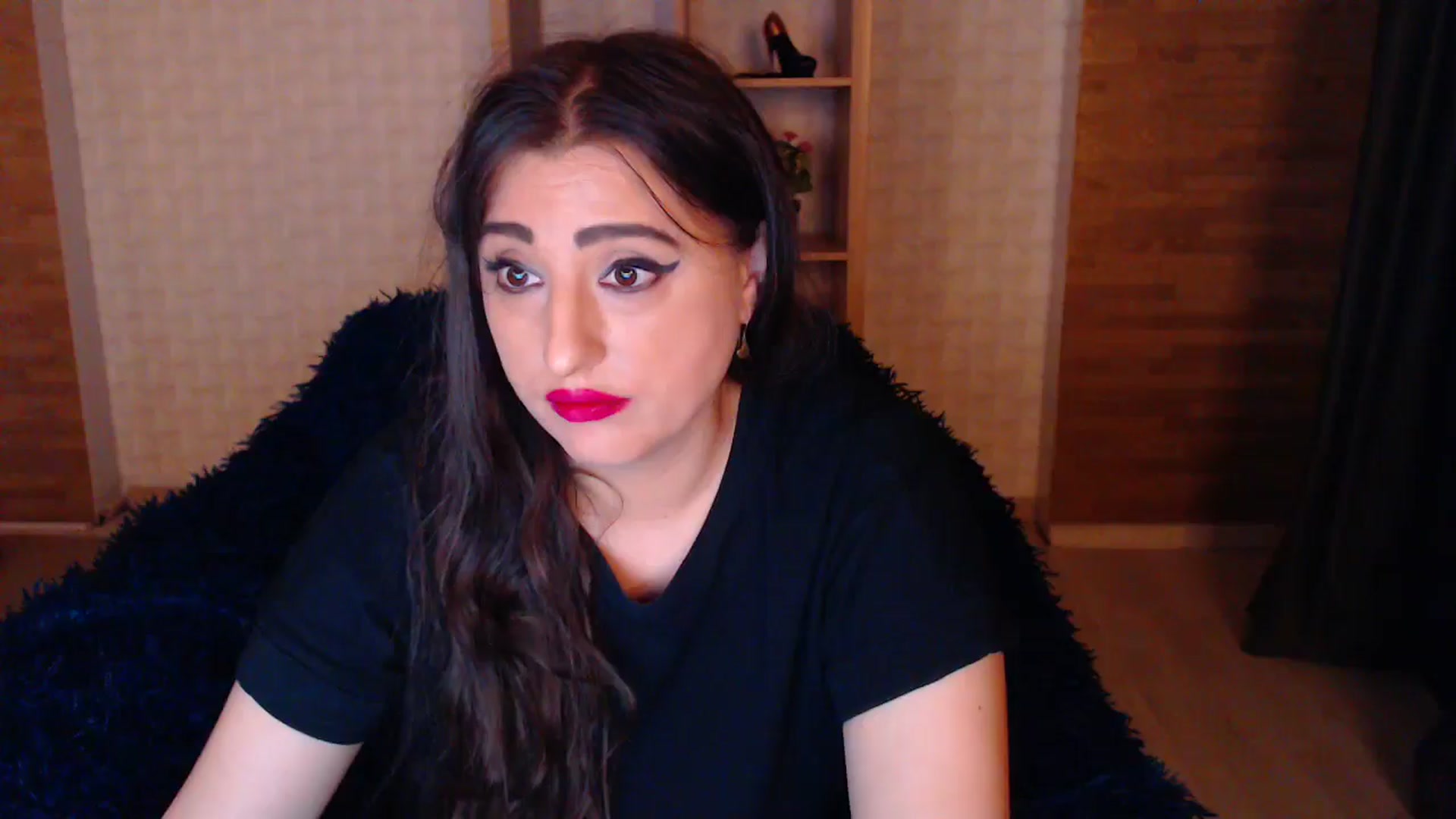 Gallery image thumbnail from HotRebbecca's myfreecams stream on, 05/05/2025, 03:33 image 14 of 20