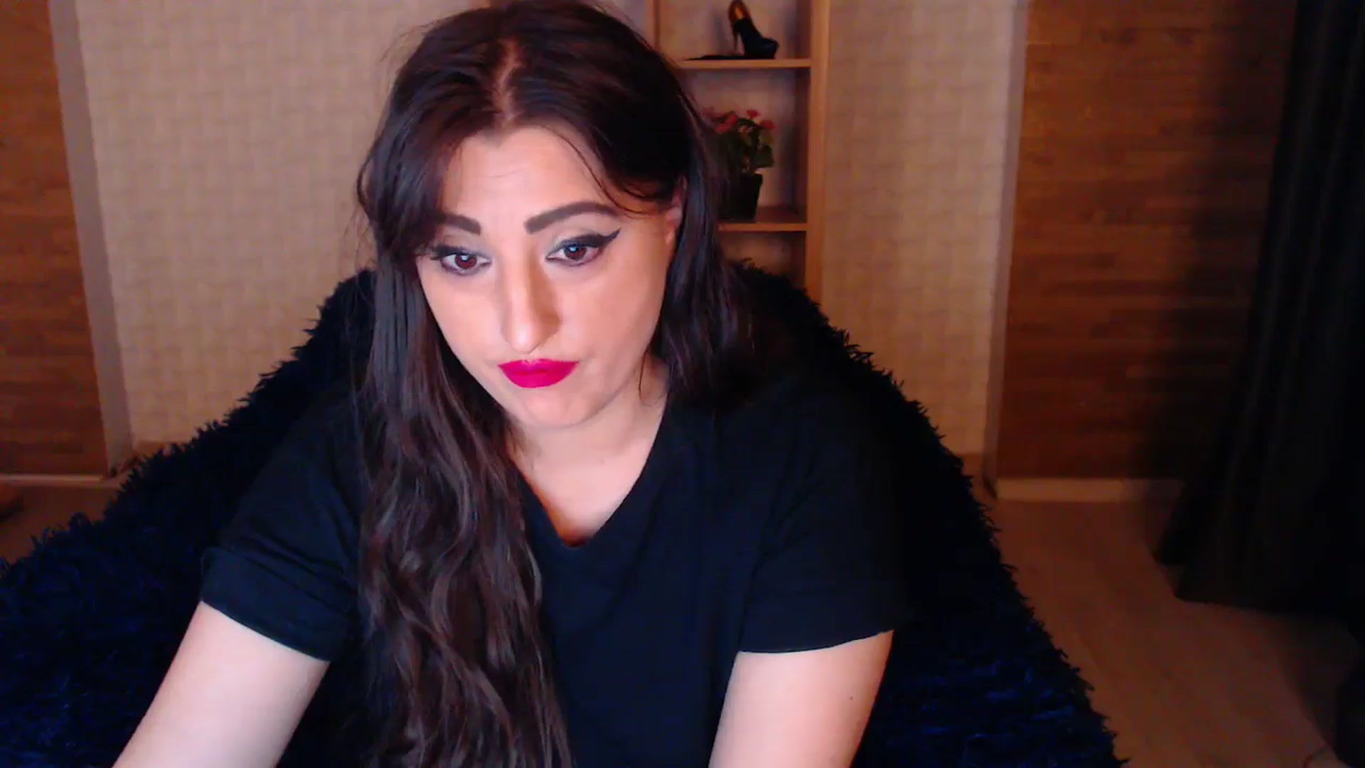 Gallery image thumbnail from HotRebbecca's myfreecams stream on, 05/05/2025, 03:33 image 4 of 20