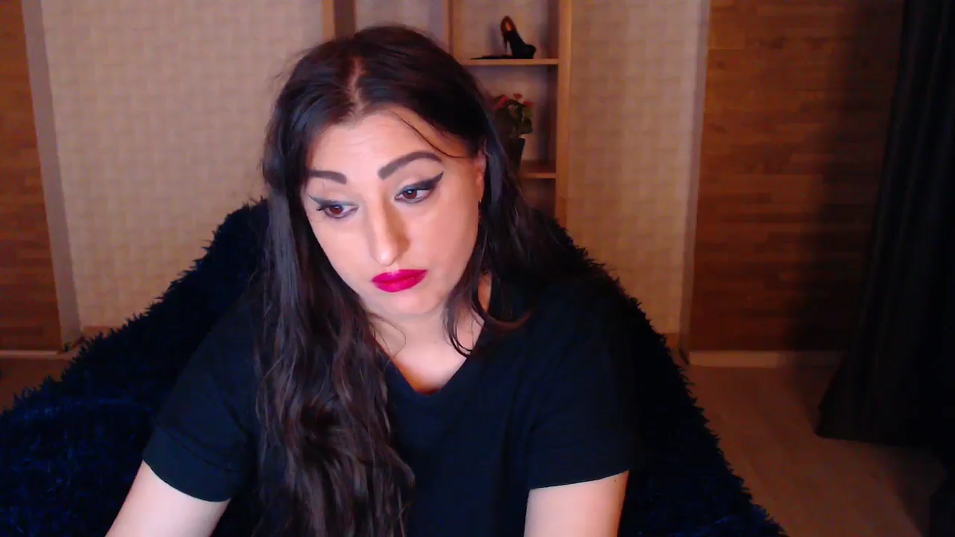 Gallery image thumbnail from HotRebbecca's myfreecams stream on, 05/05/2025, 03:33 image 13 of 20