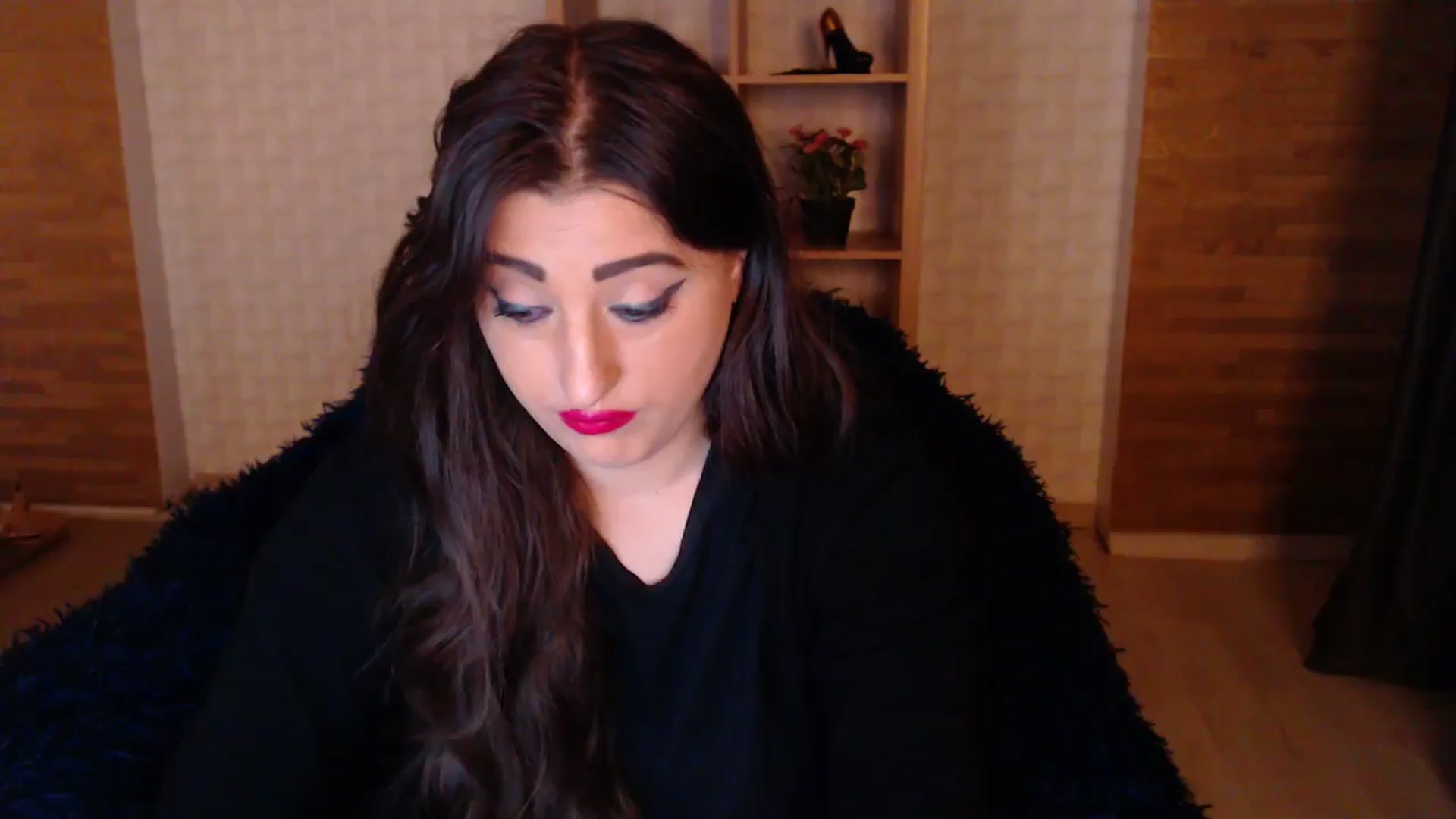 Gallery image thumbnail from HotRebbecca's myfreecams stream on, 05/06/2025, 02:54 image 10 of 20