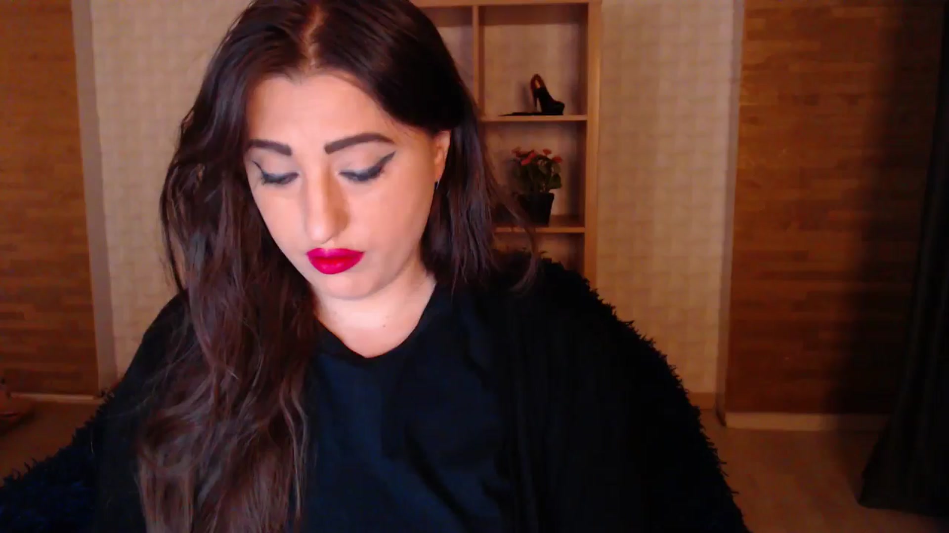 Gallery image thumbnail from HotRebbecca's myfreecams stream on, 05/06/2025, 02:54 image 1 of 20