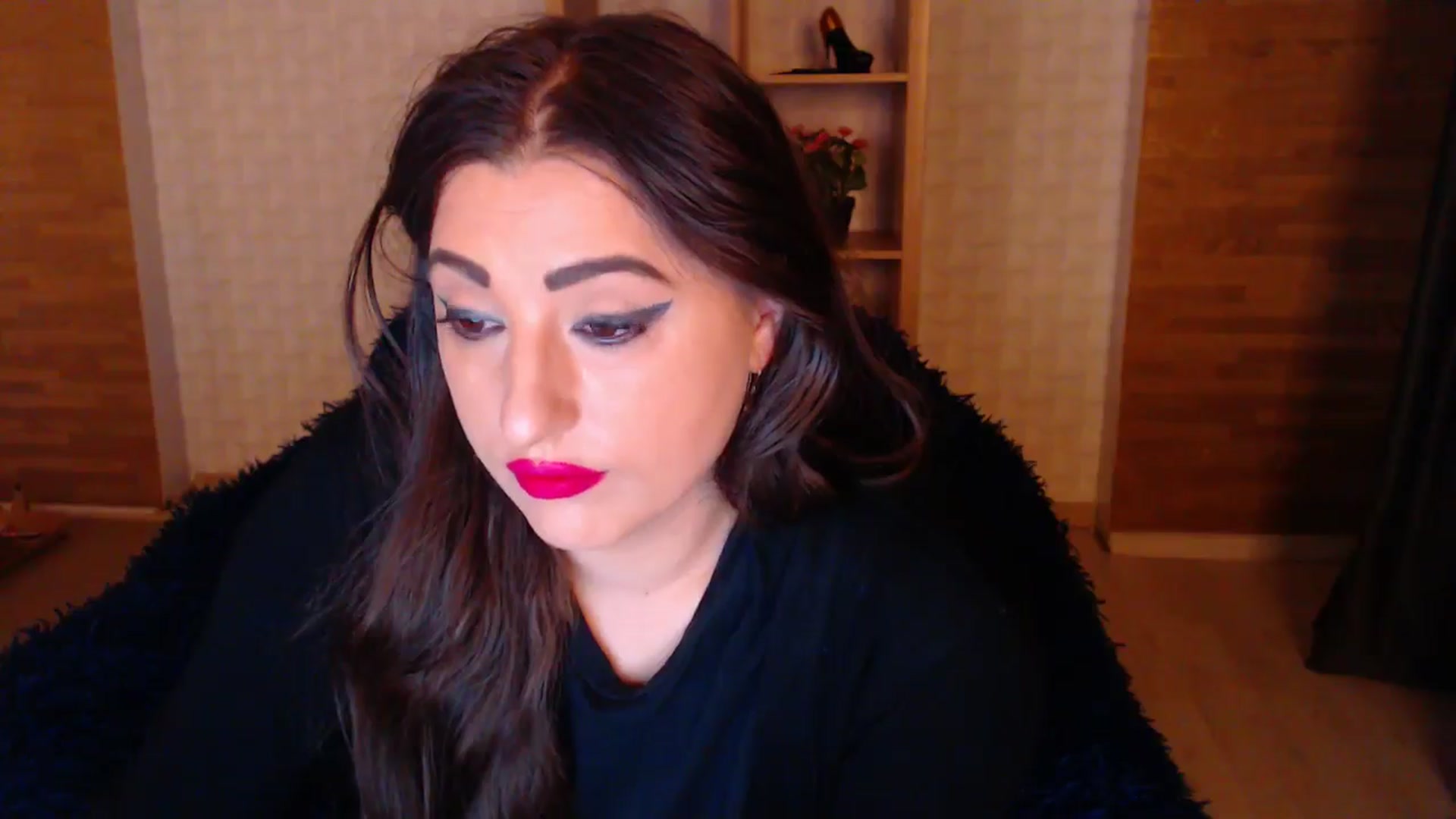 Gallery image thumbnail from HotRebbecca's myfreecams stream on, 05/06/2025, 02:54 image 17 of 20