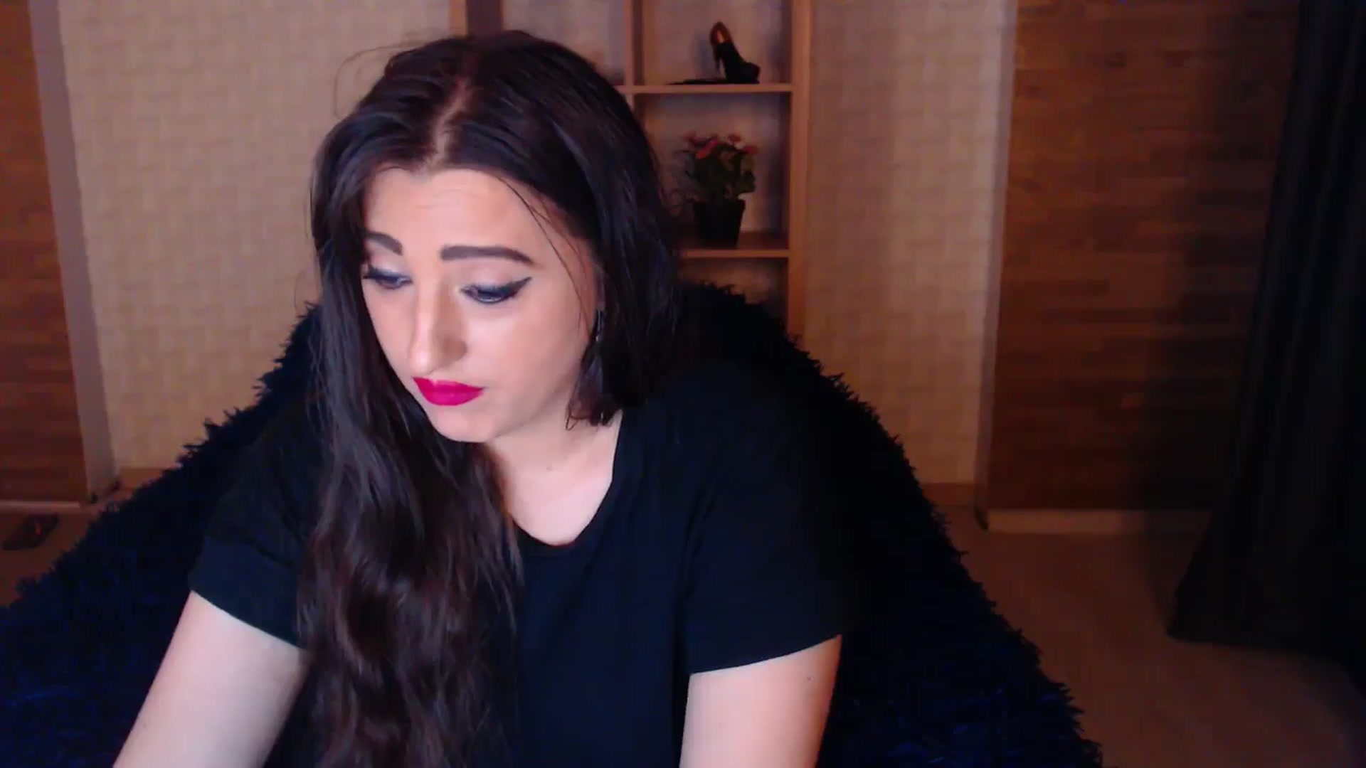 Gallery image thumbnail from HotRebbecca's myfreecams stream on, 05/06/2025, 21:13 image 14 of 20