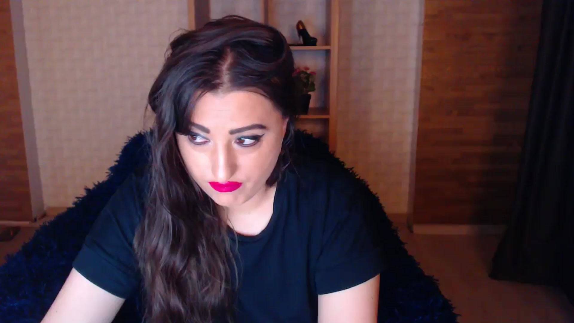 Gallery image thumbnail from HotRebbecca's myfreecams stream on, 05/06/2025, 21:13 image 6 of 20
