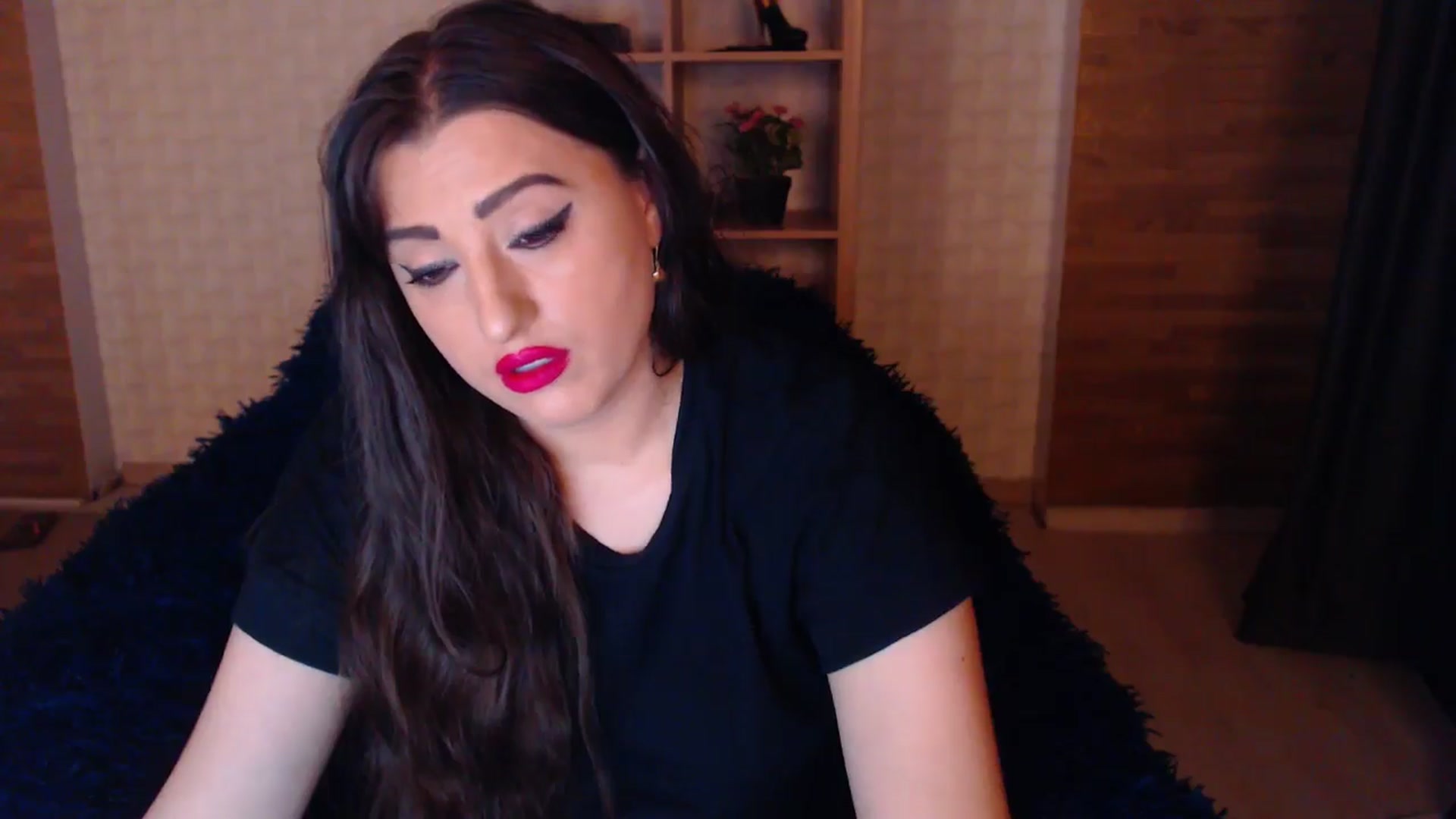 Gallery image thumbnail from HotRebbecca's myfreecams stream on, 05/06/2025, 21:13 image 10 of 20