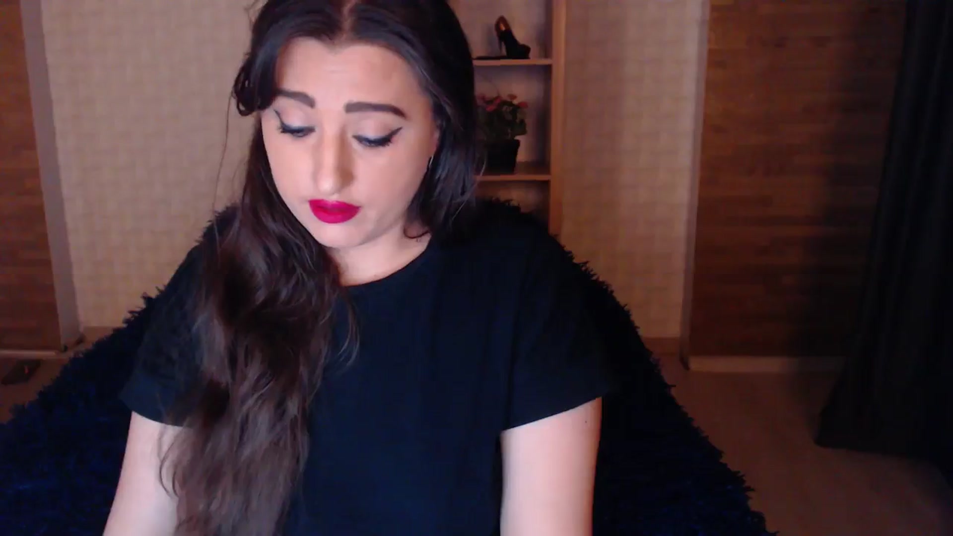 Gallery image thumbnail from HotRebbecca's myfreecams stream on, 05/06/2025, 21:13 image 17 of 20
