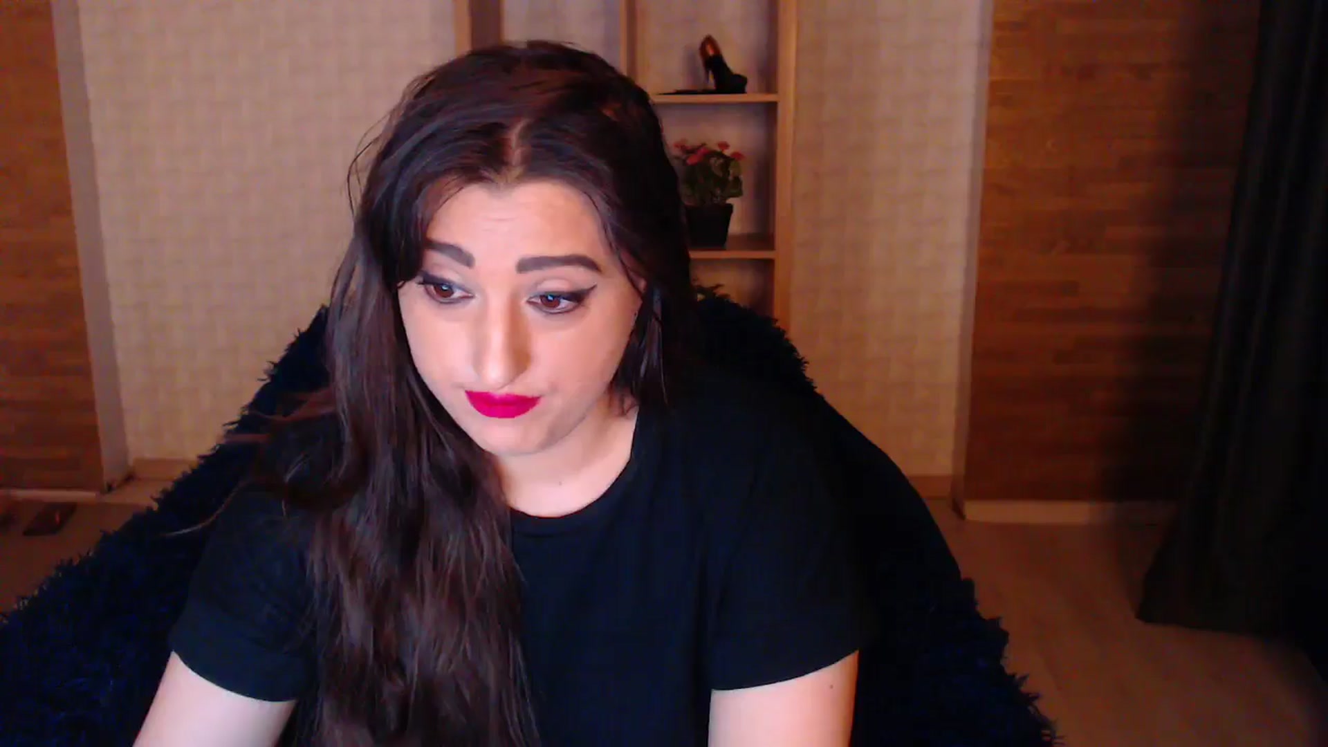 Gallery image thumbnail from HotRebbecca's myfreecams stream on, 05/06/2025, 22:24 image 4 of 20