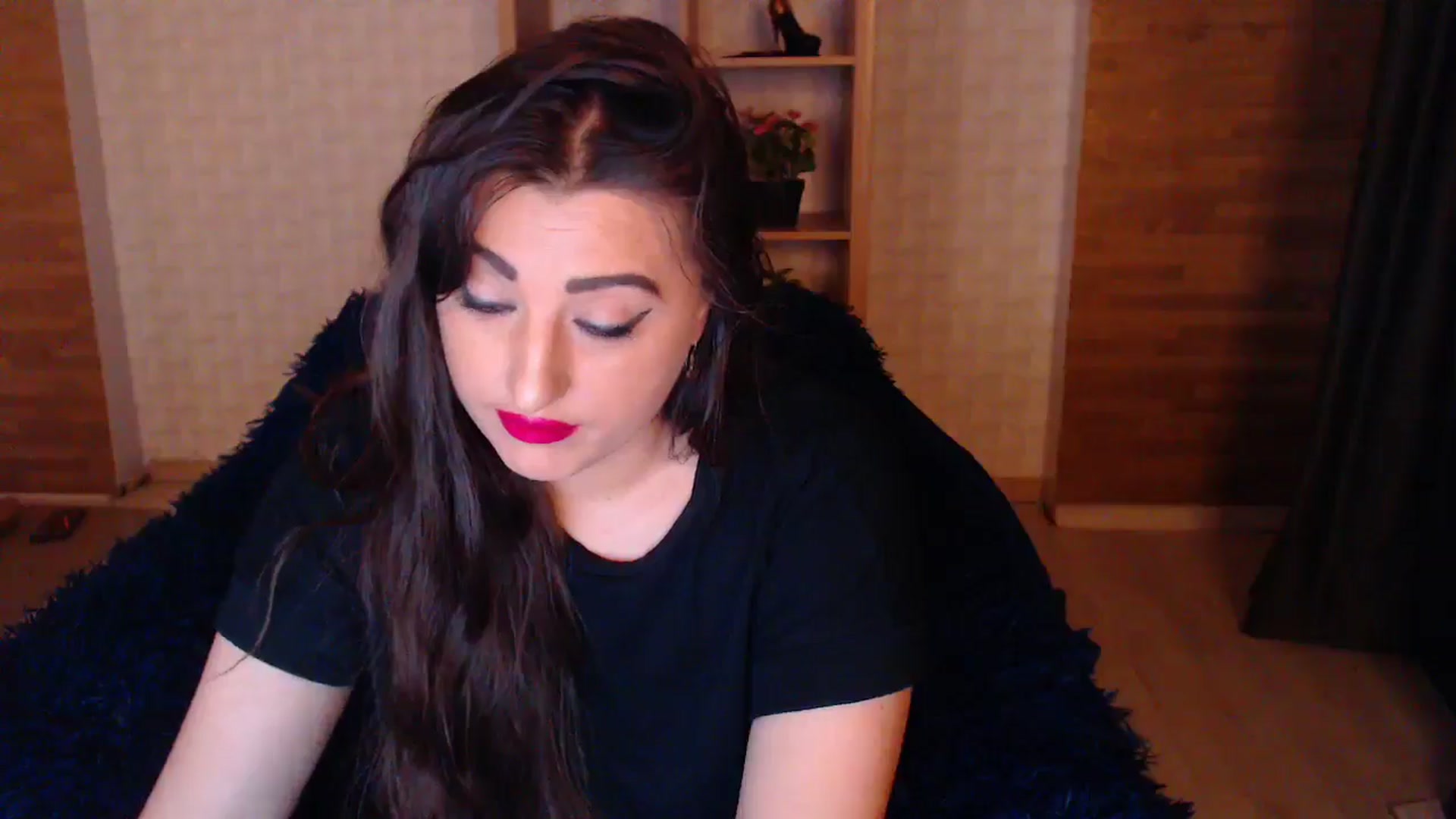 Gallery image thumbnail from HotRebbecca's myfreecams stream on, 05/06/2025, 22:24 image 18 of 20