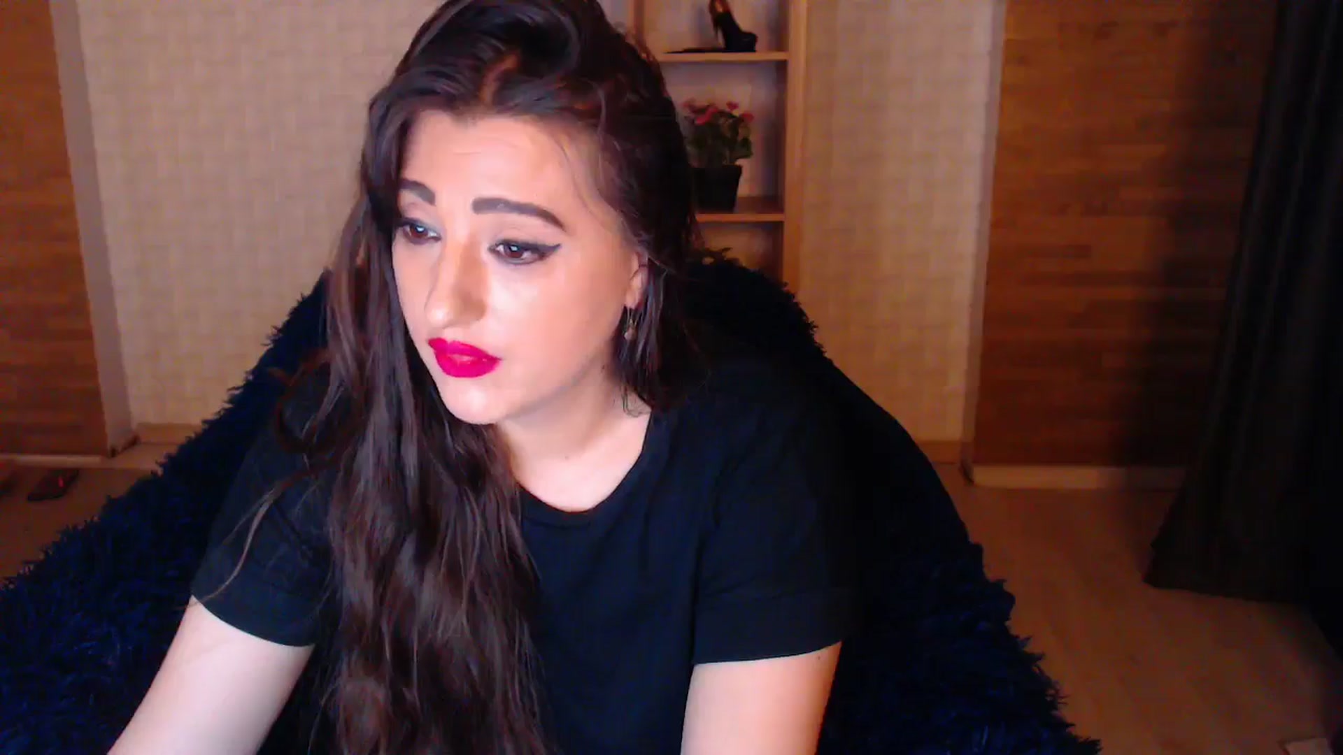 Gallery image thumbnail from HotRebbecca's myfreecams stream on, 05/06/2025, 22:24 image 13 of 20