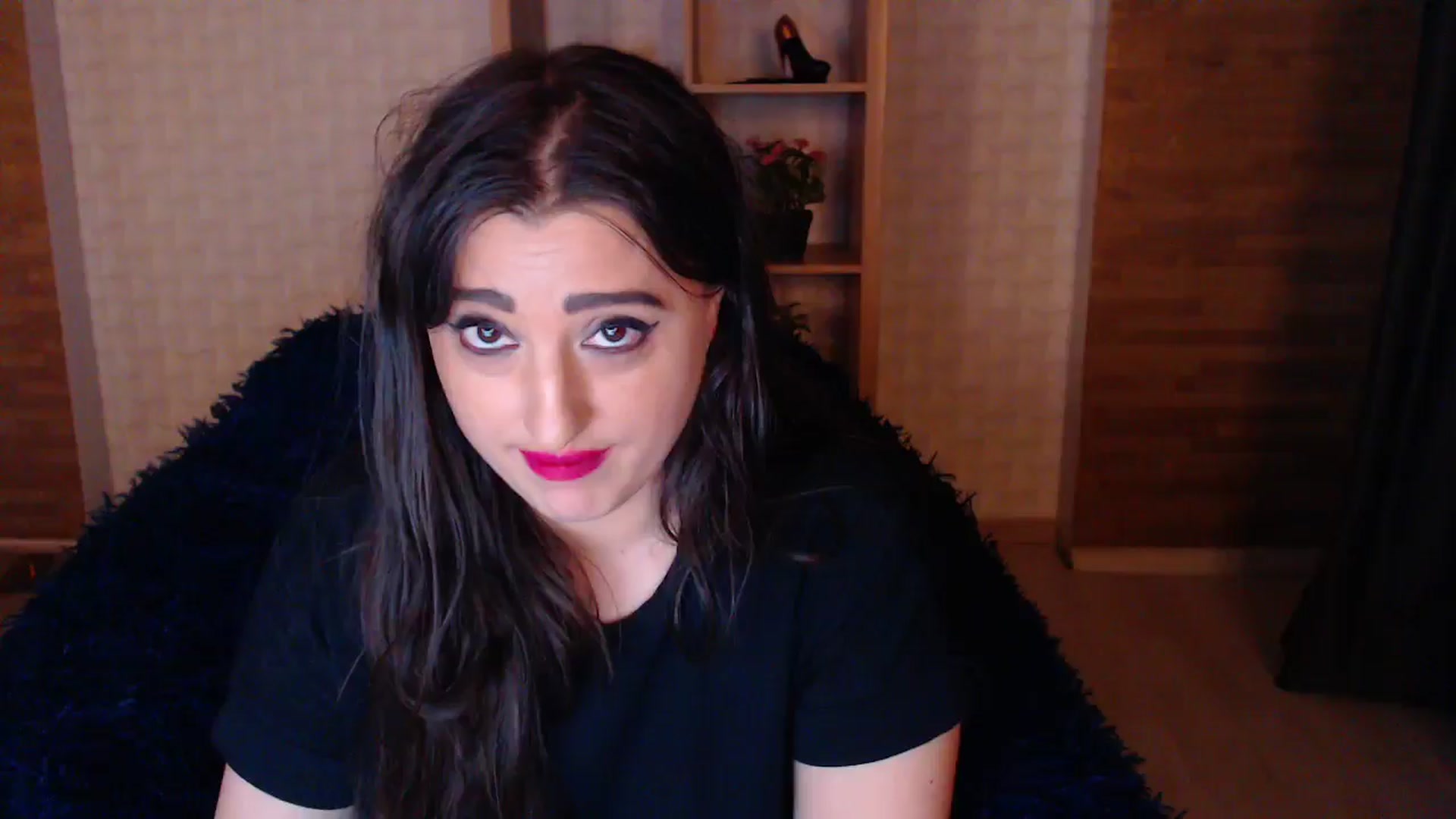 Gallery image thumbnail from HotRebbecca's myfreecams stream on, 05/07/2025, 01:02 image 18 of 20